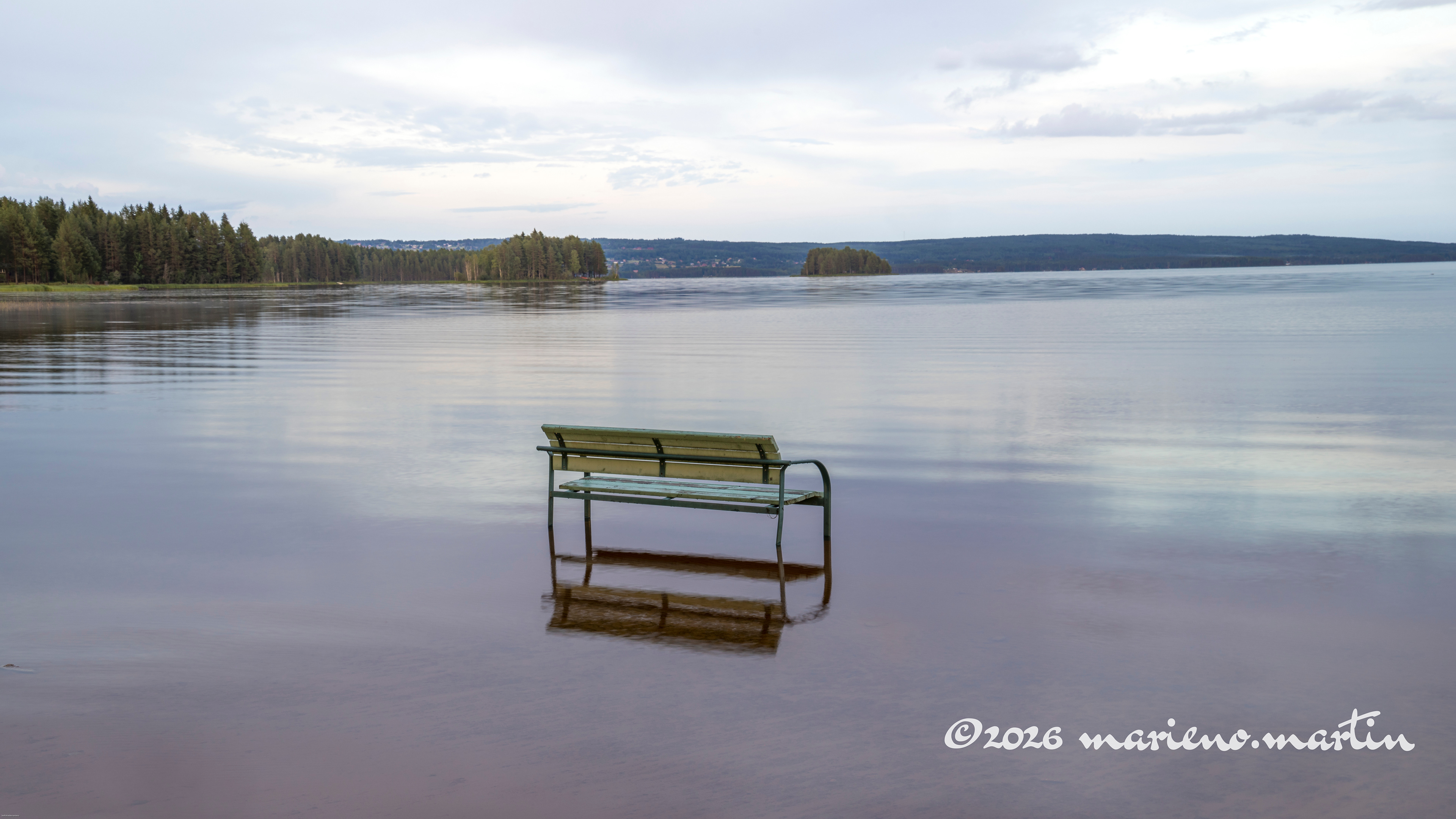 Sur les bords du lac Siljan