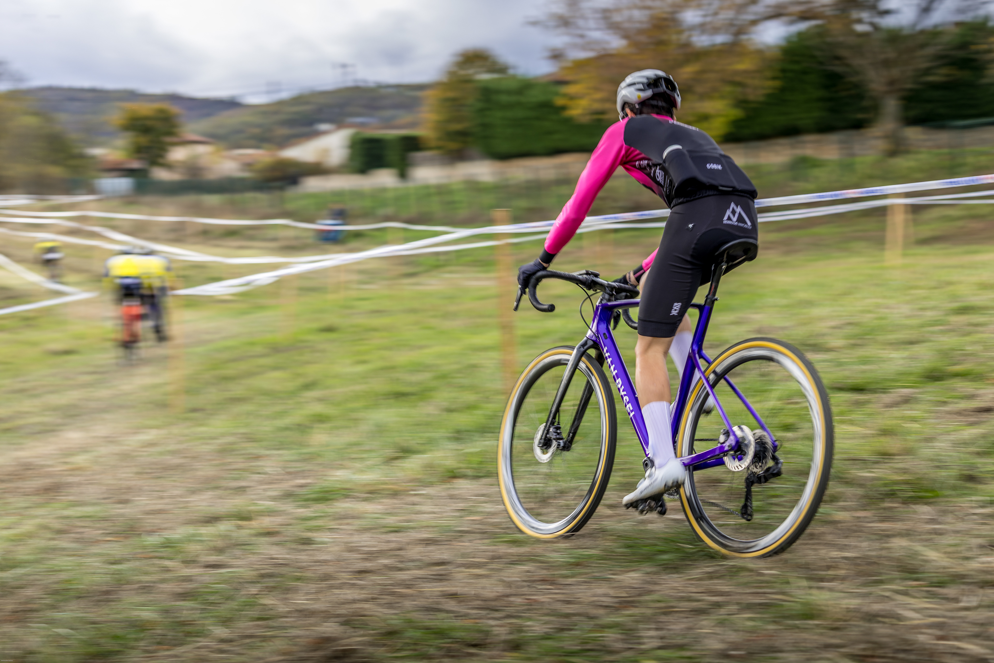 Cyclo-cross