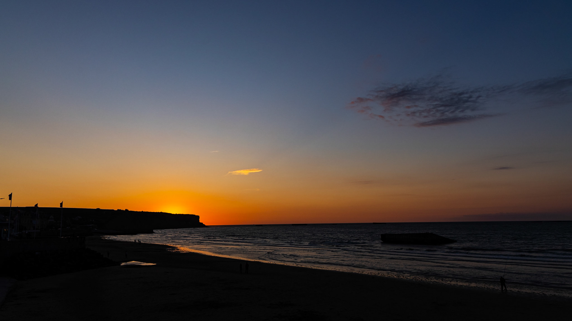 Arromanches by night