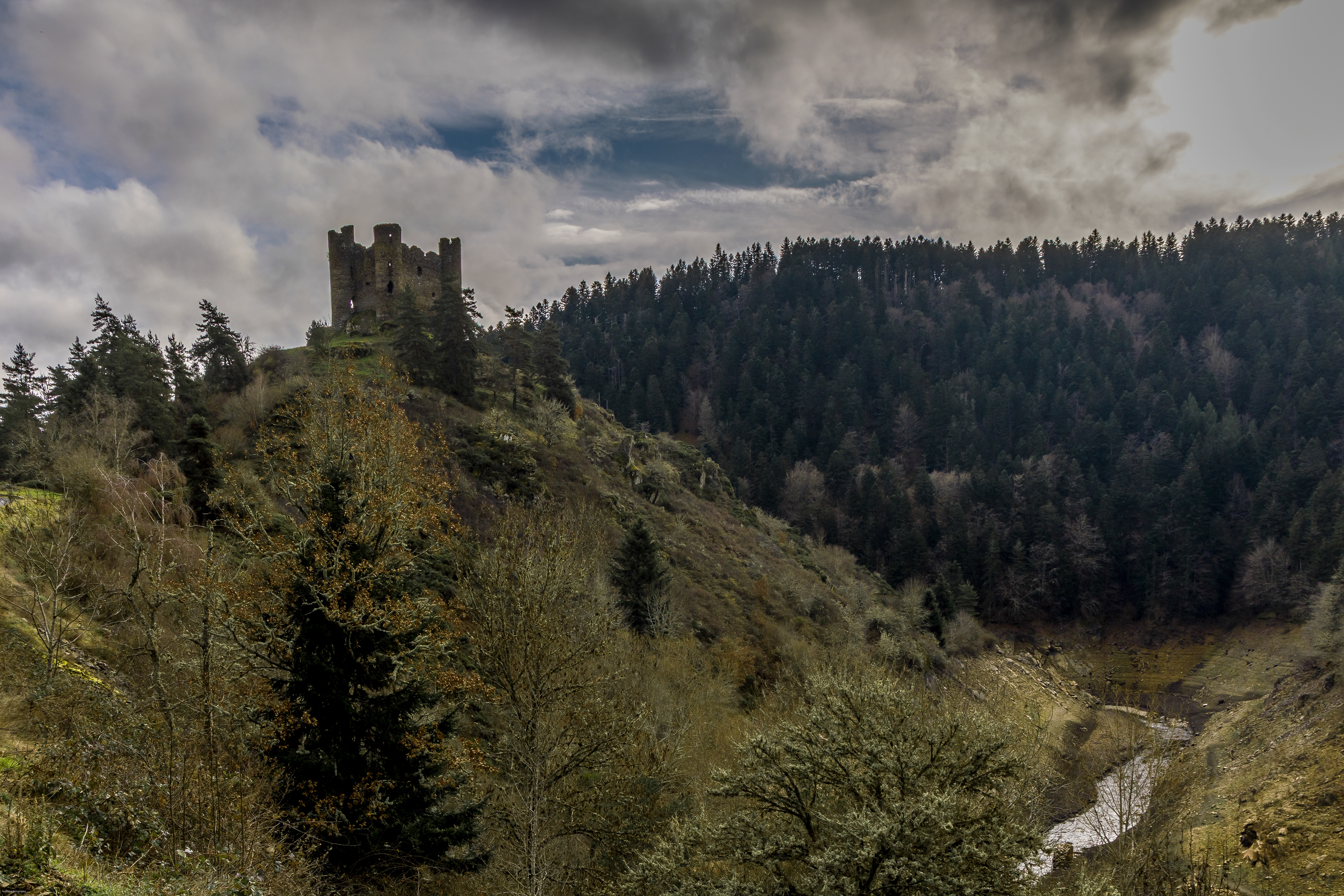 Le Chateau d'Alleuze 2026