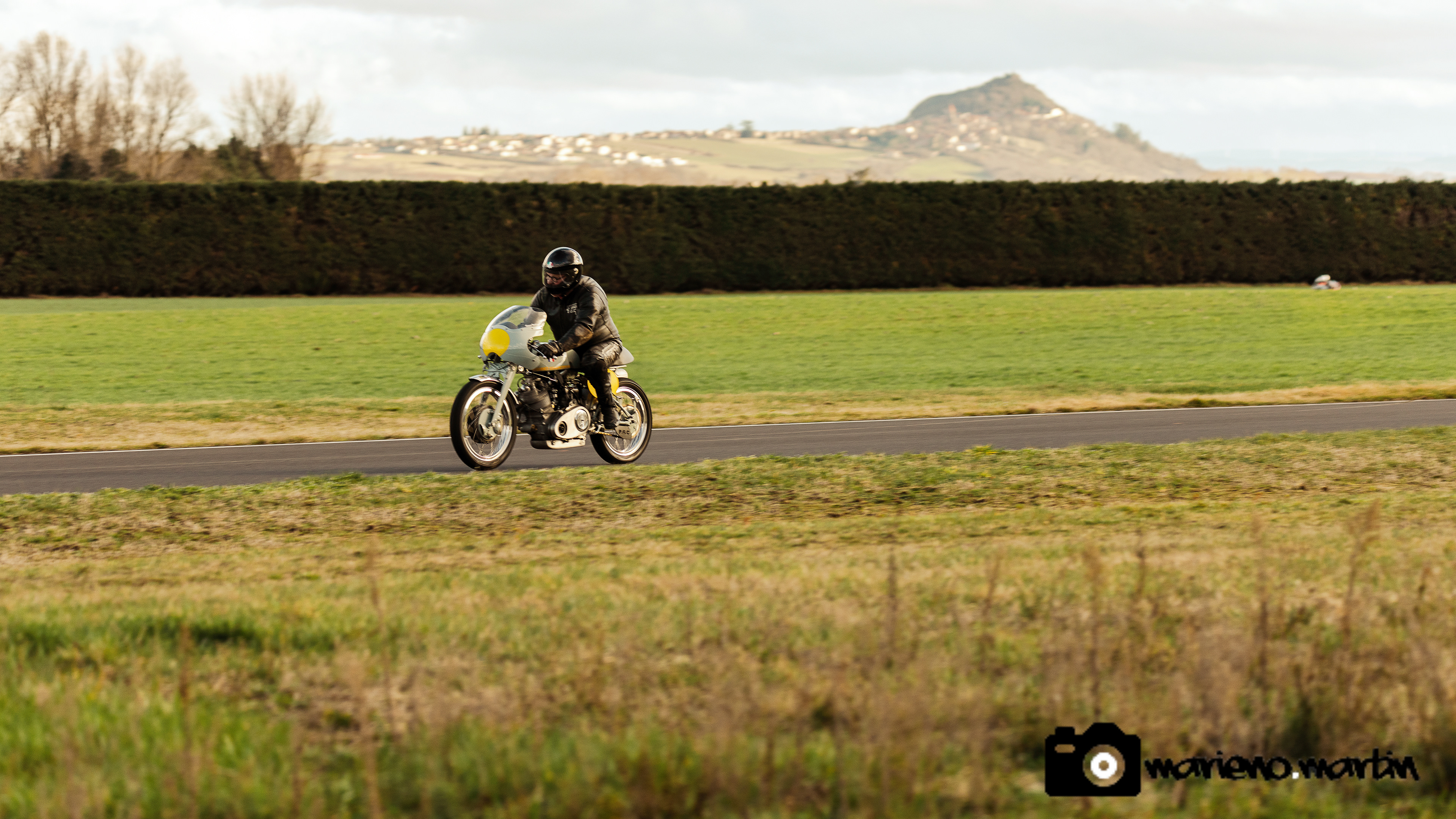 Vieilles motos circuit Issoire