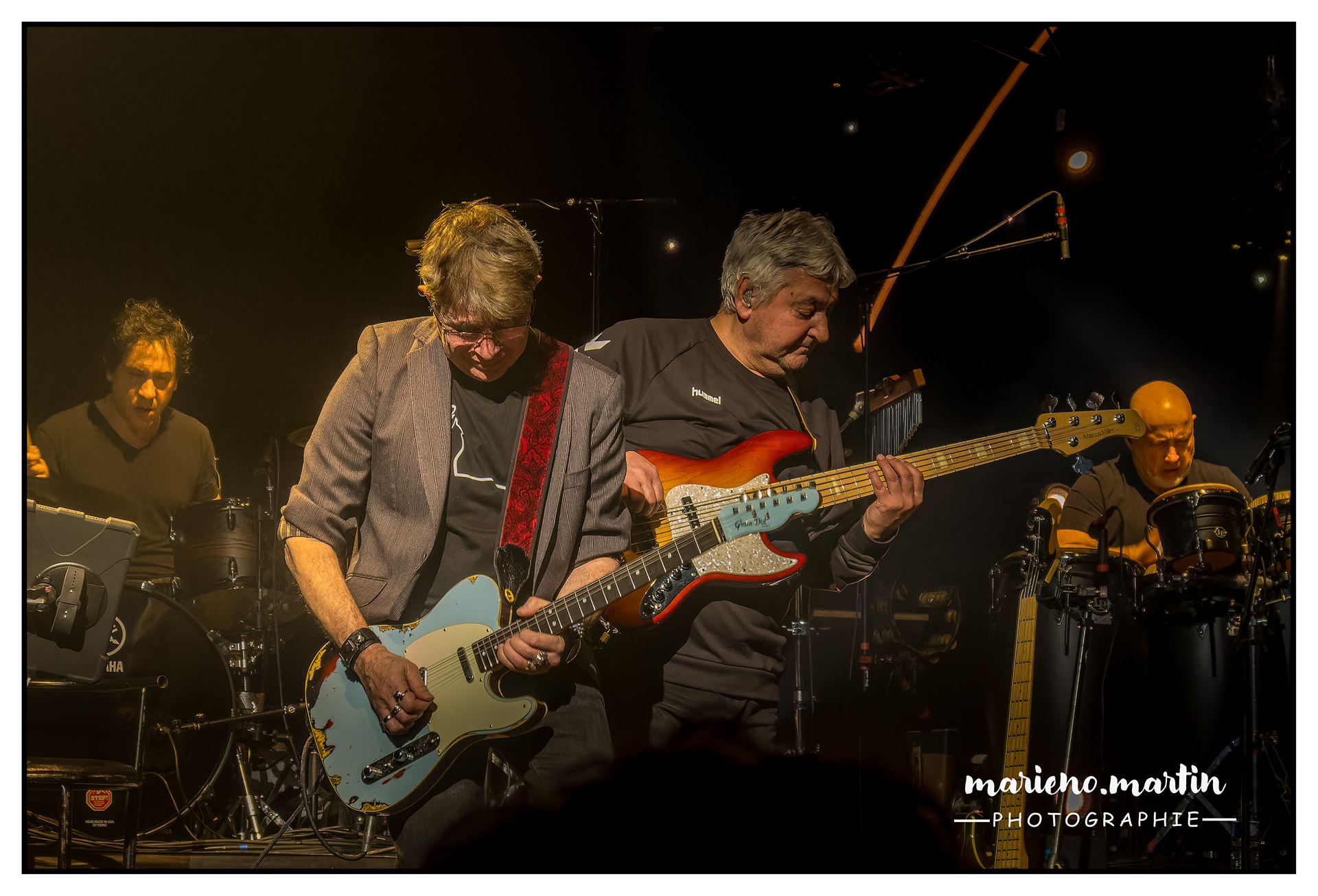 Guitaristes et batteurs V. Sanson