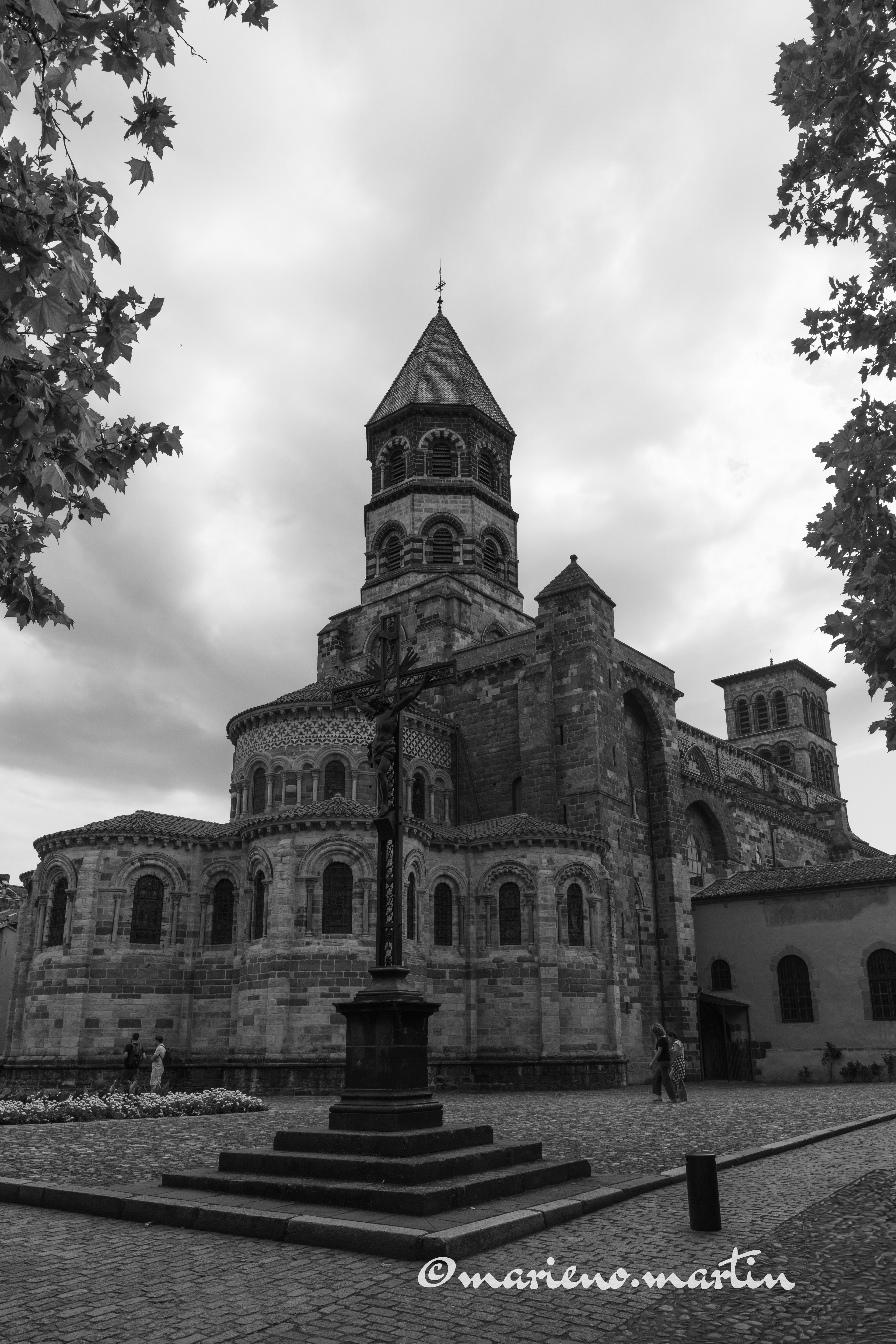 Basilique BW