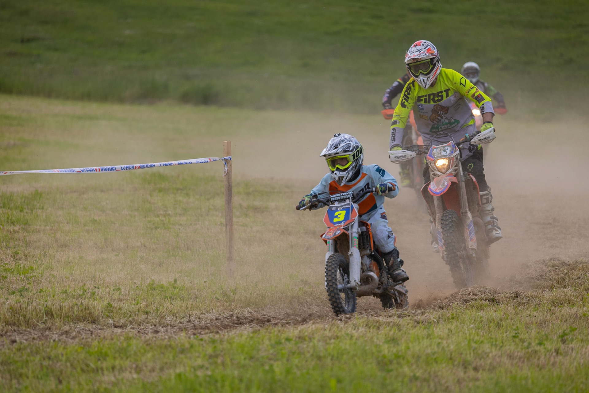 Les petits et les grands