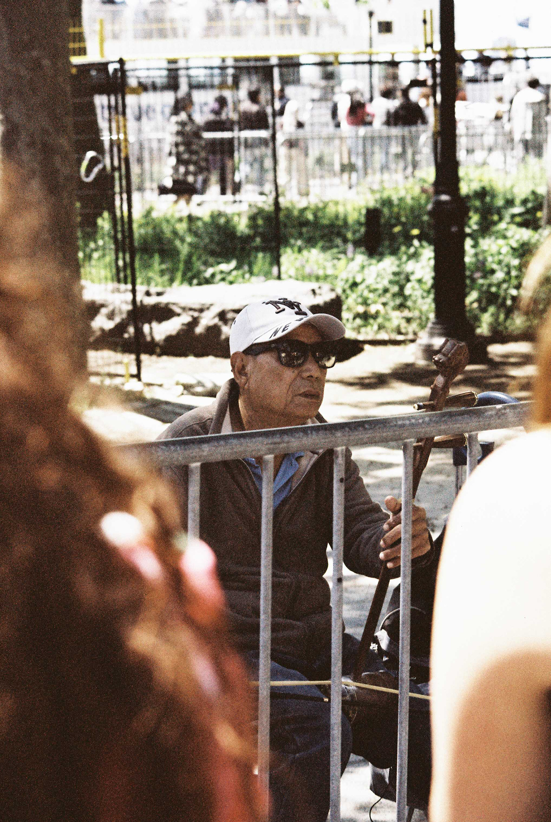 Minolta XG-7, LomoChrome Metropolis 400