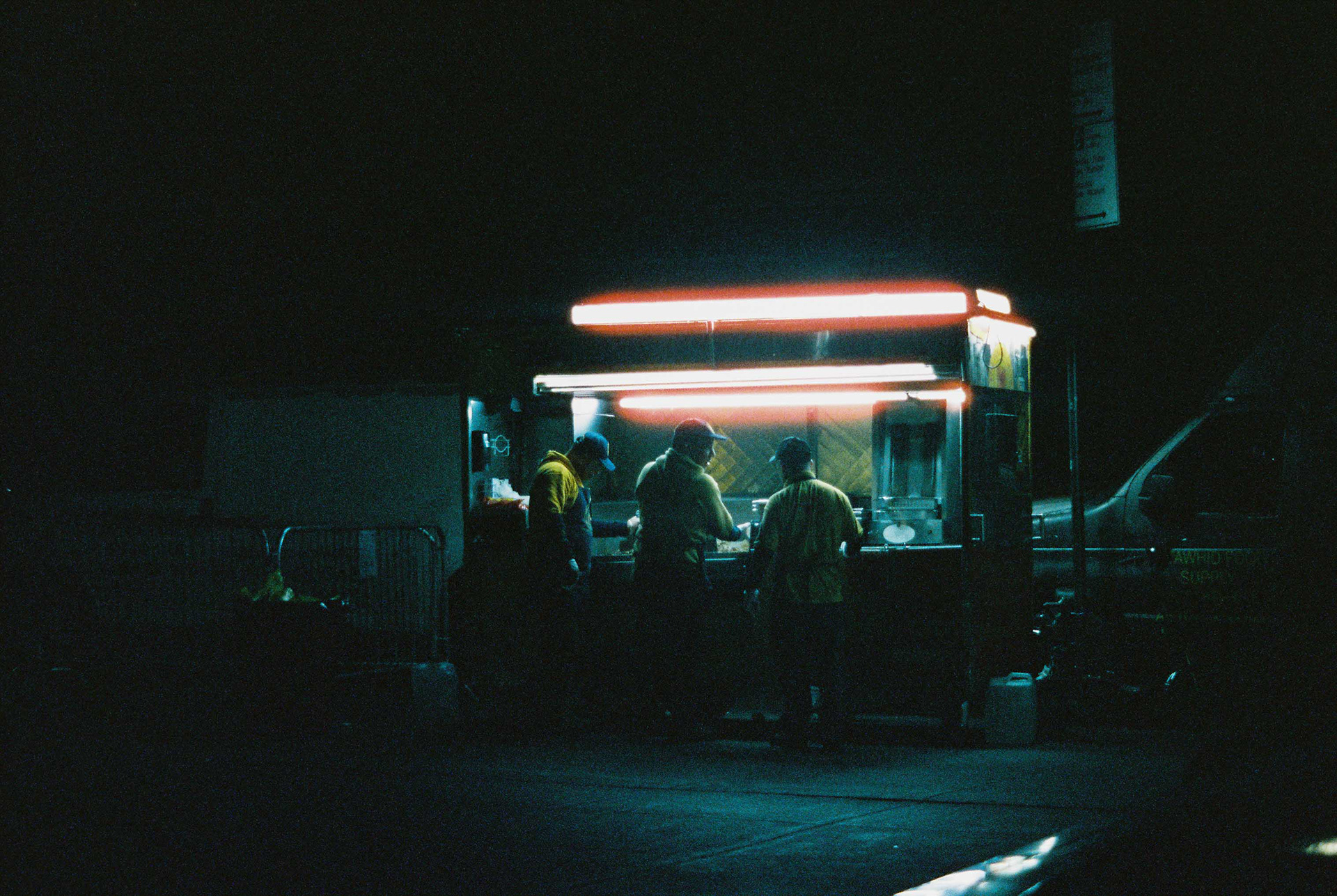 Minolta XG-7, CineStill 800T