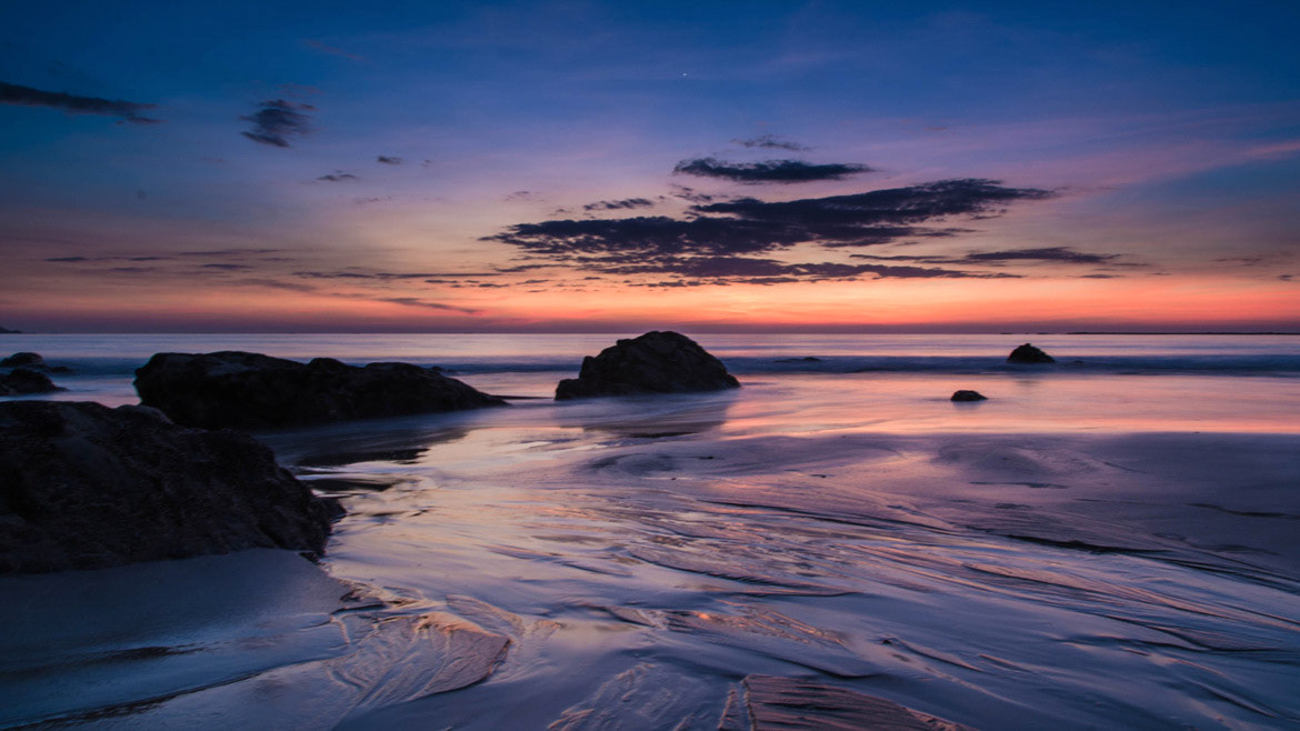 Again, Blue hour at the beach. A liittle shaky, since it was shot with a rock instead of a tripod...