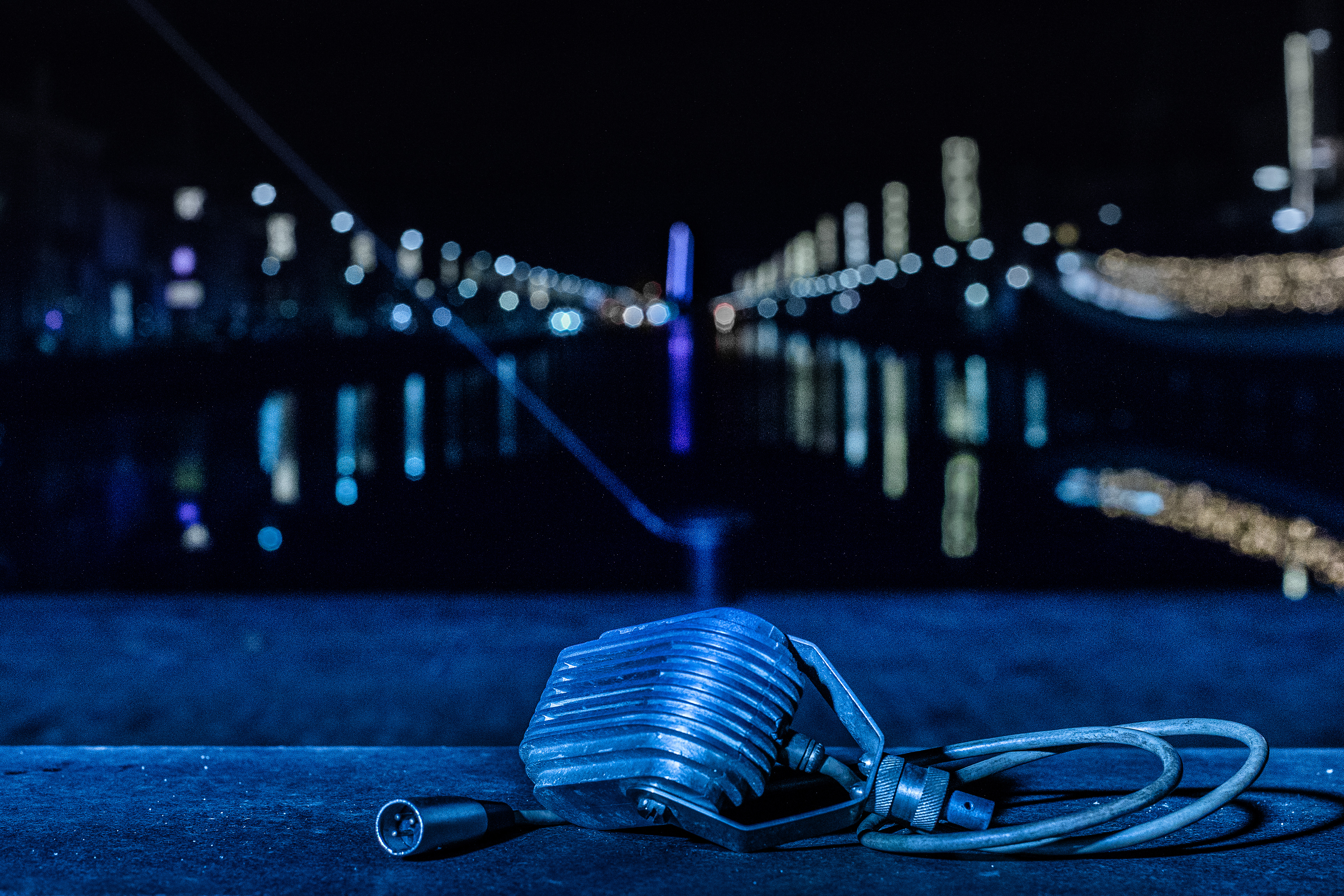 Cover Dit is Assen!-krant