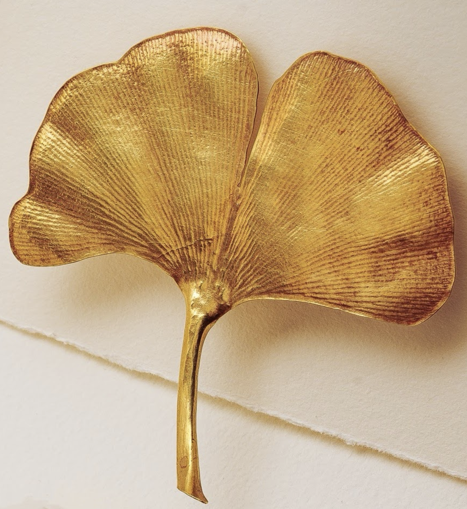 Ginkgo pin (2021)