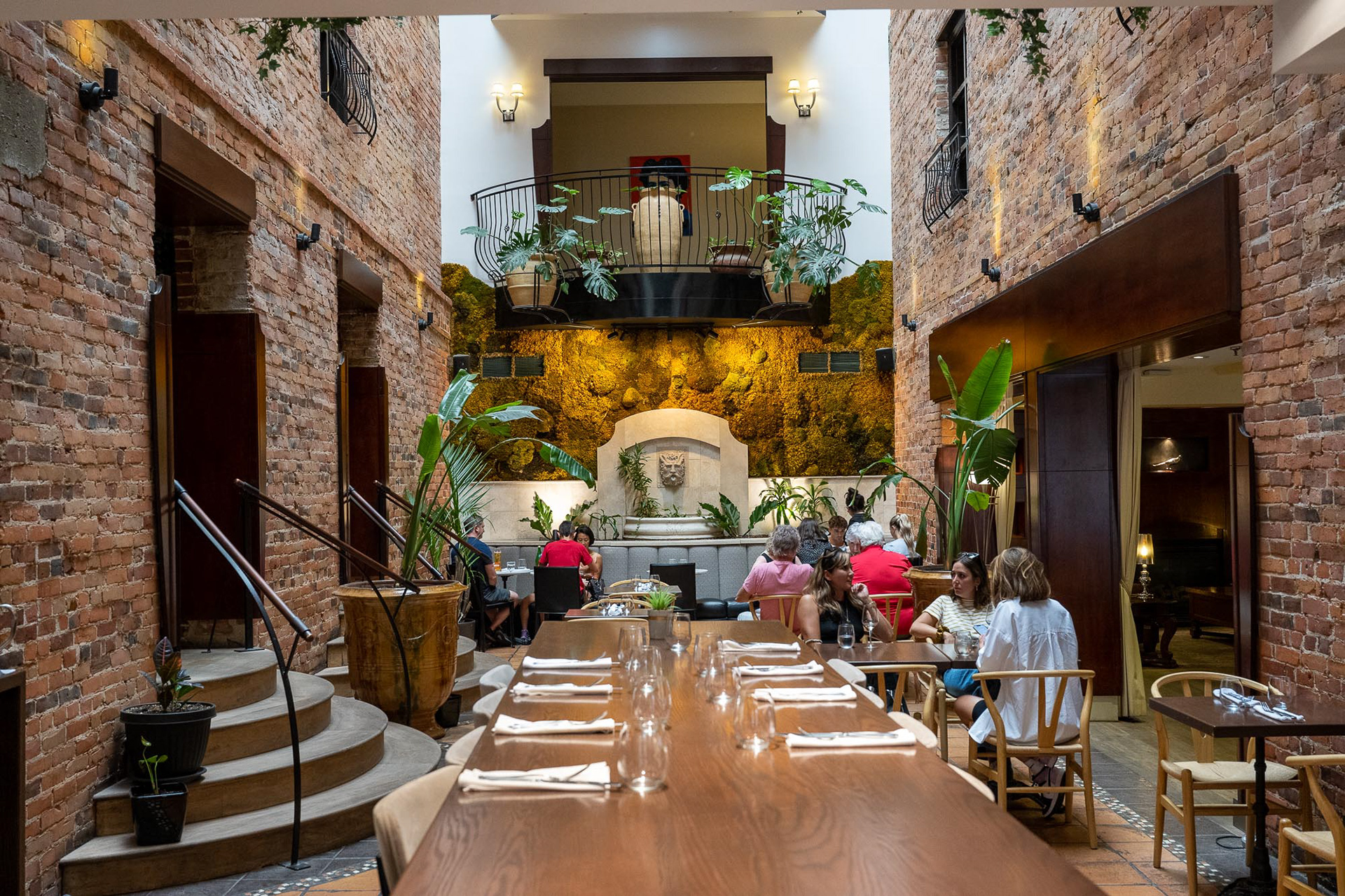 Old Montreal - Pincette Lobster Bar