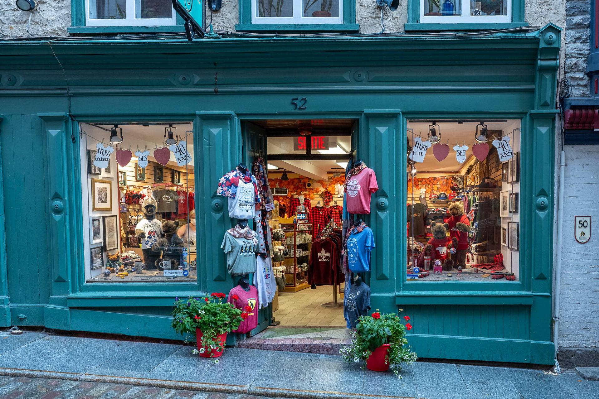 Shoppes in Lower Quebec City