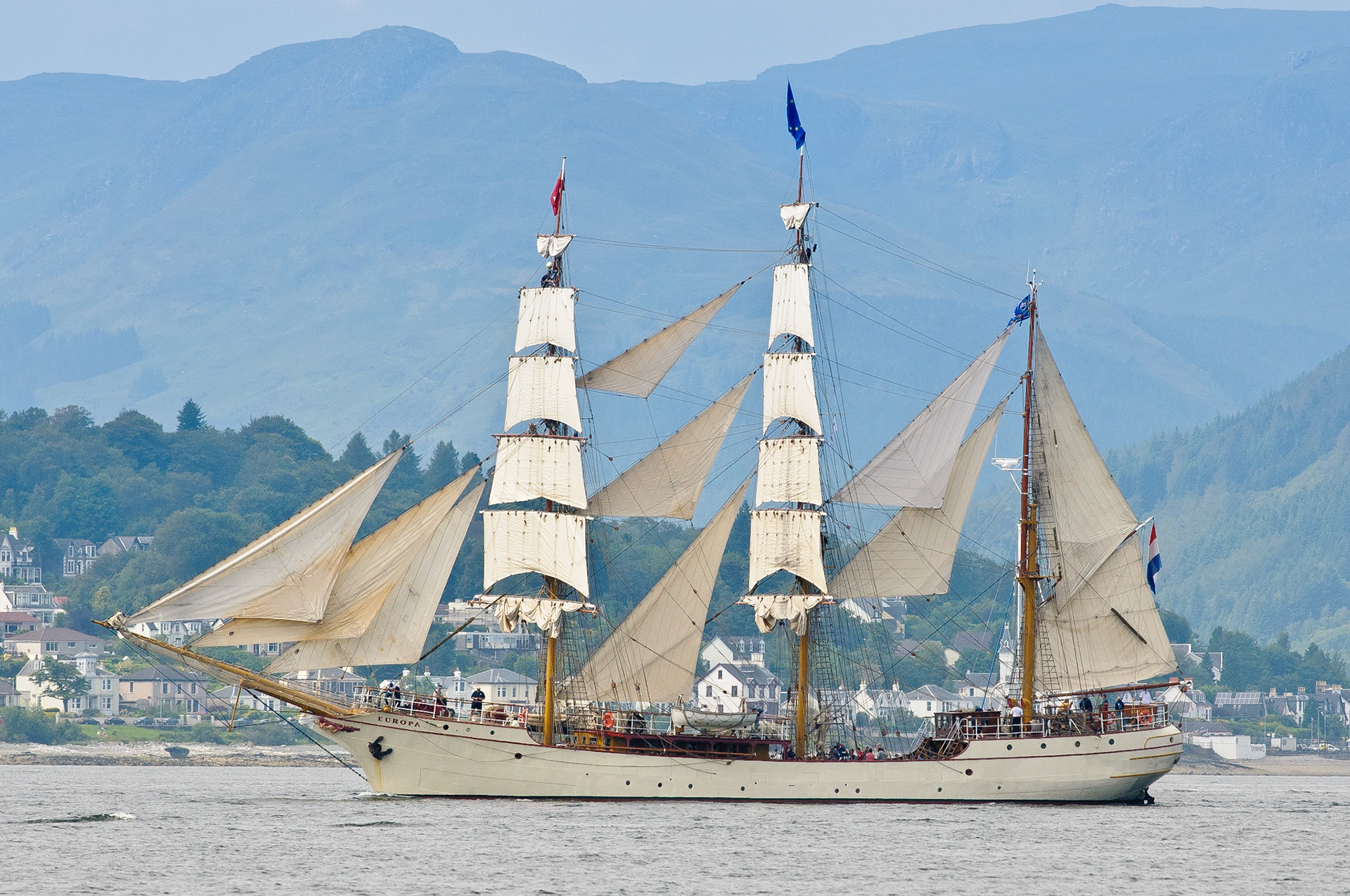 urope, Gloria, The Tall Ships Races 2011. Leaving Greenock (Scotland)