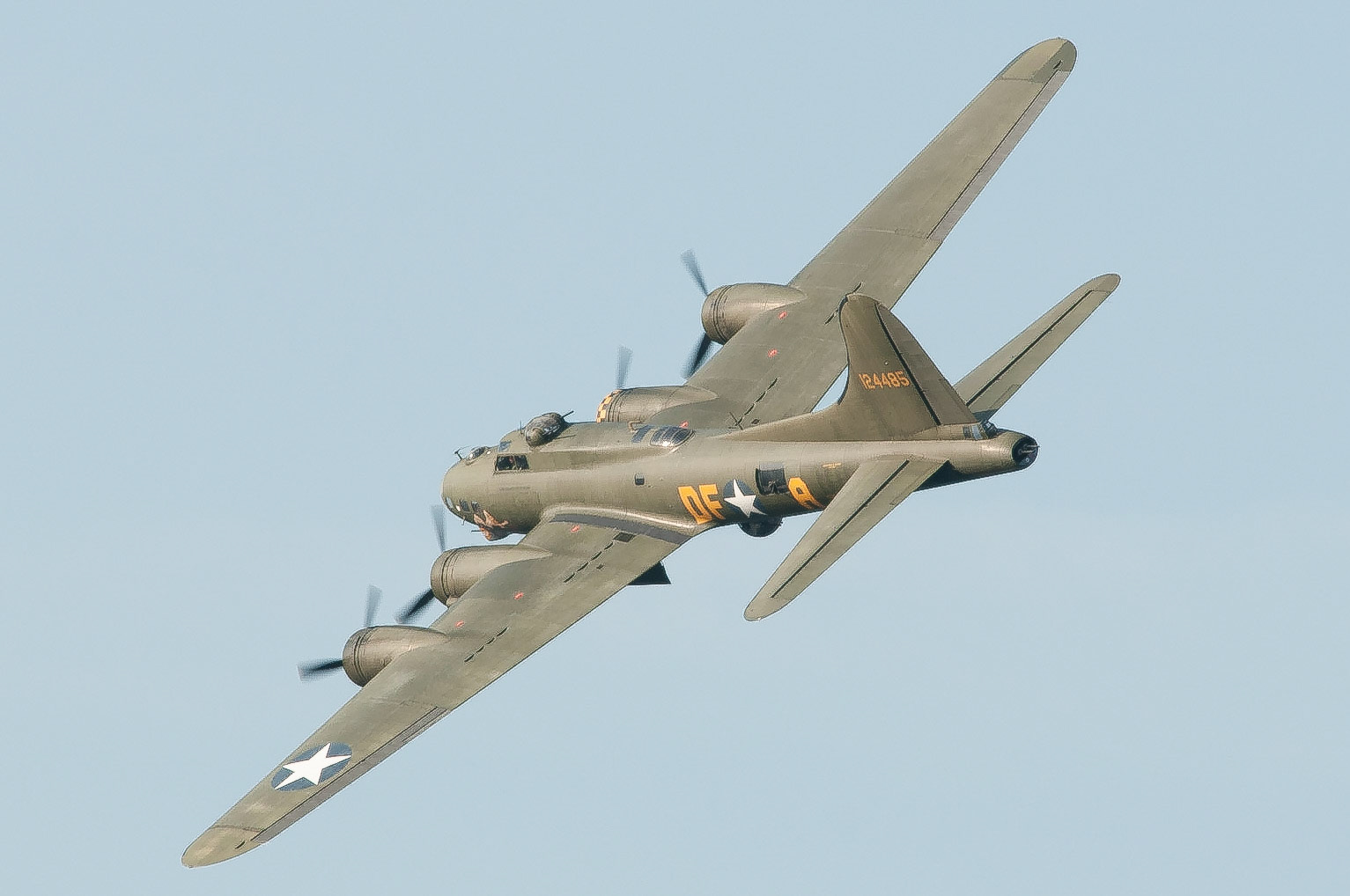 B-17 Flying Fortress Sally B