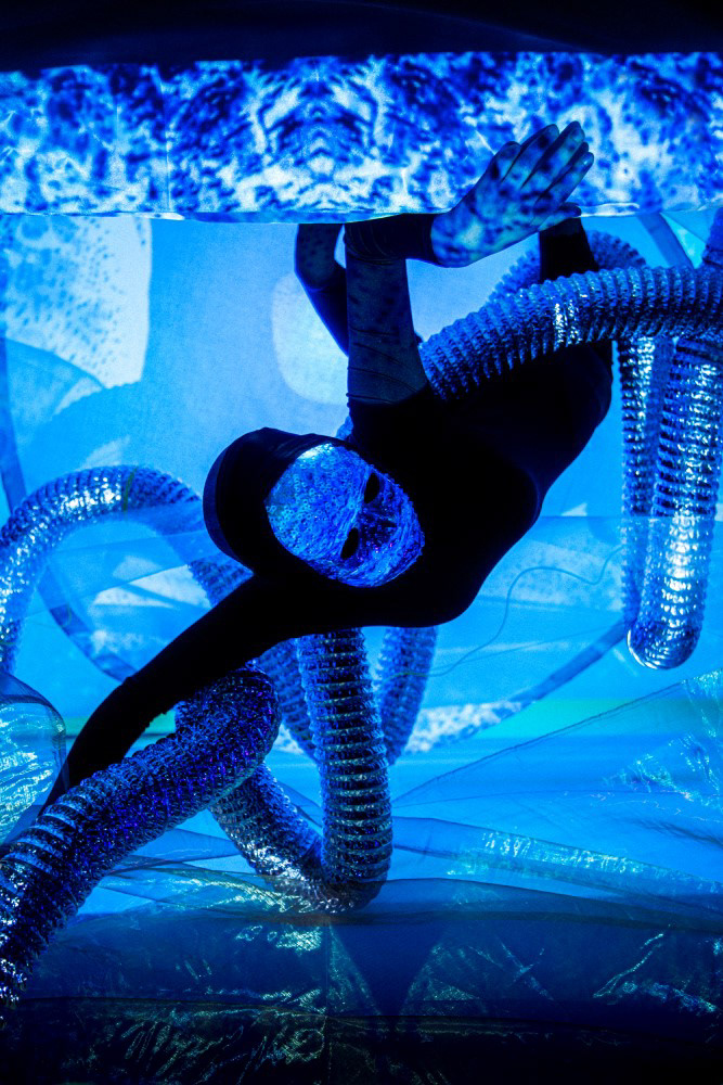 WATER: Code, Binary, Artificial Intelligence, Big Data, Metaverse, Digitization, The Platforms, Avatars