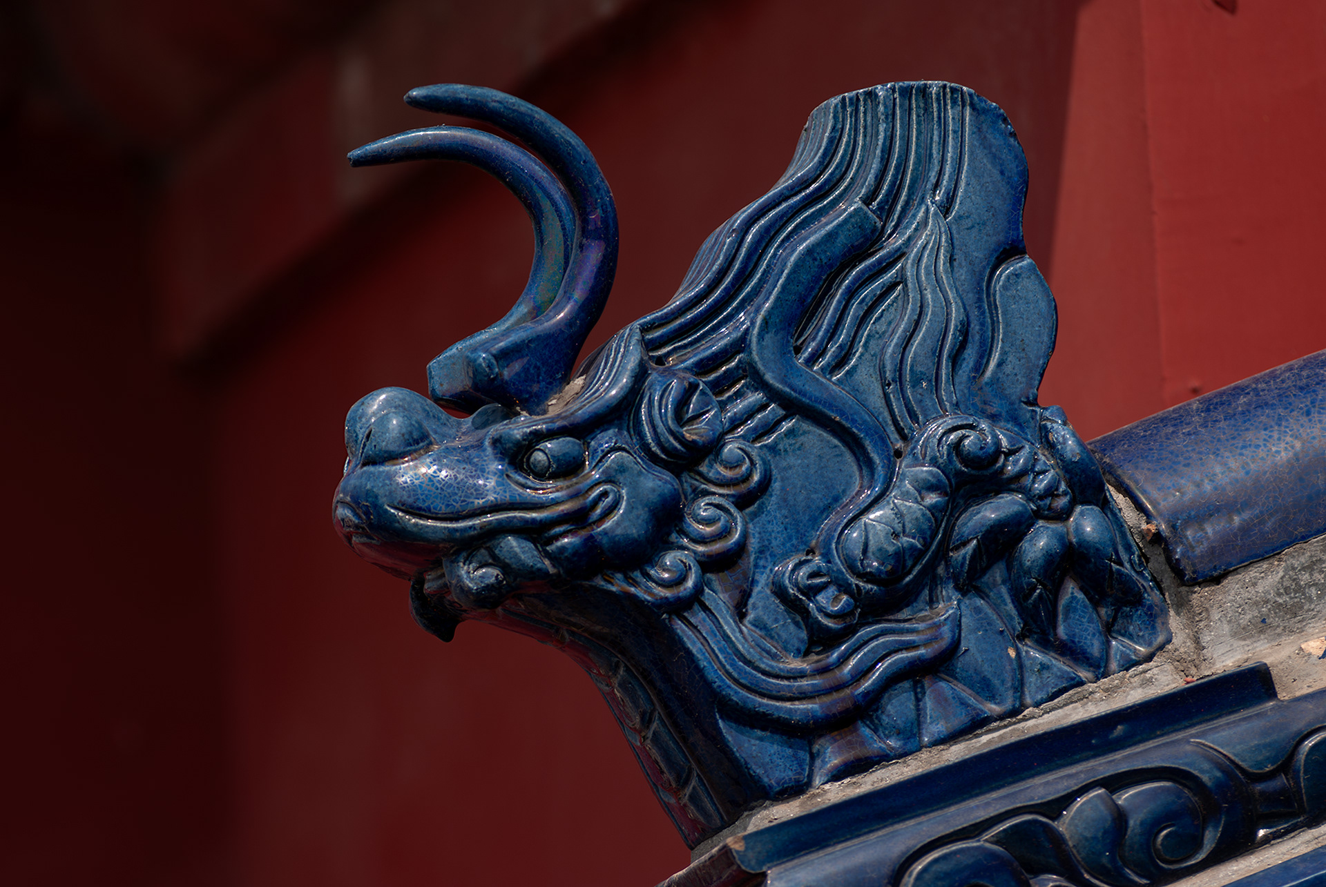 Roof Figurin, dragon.