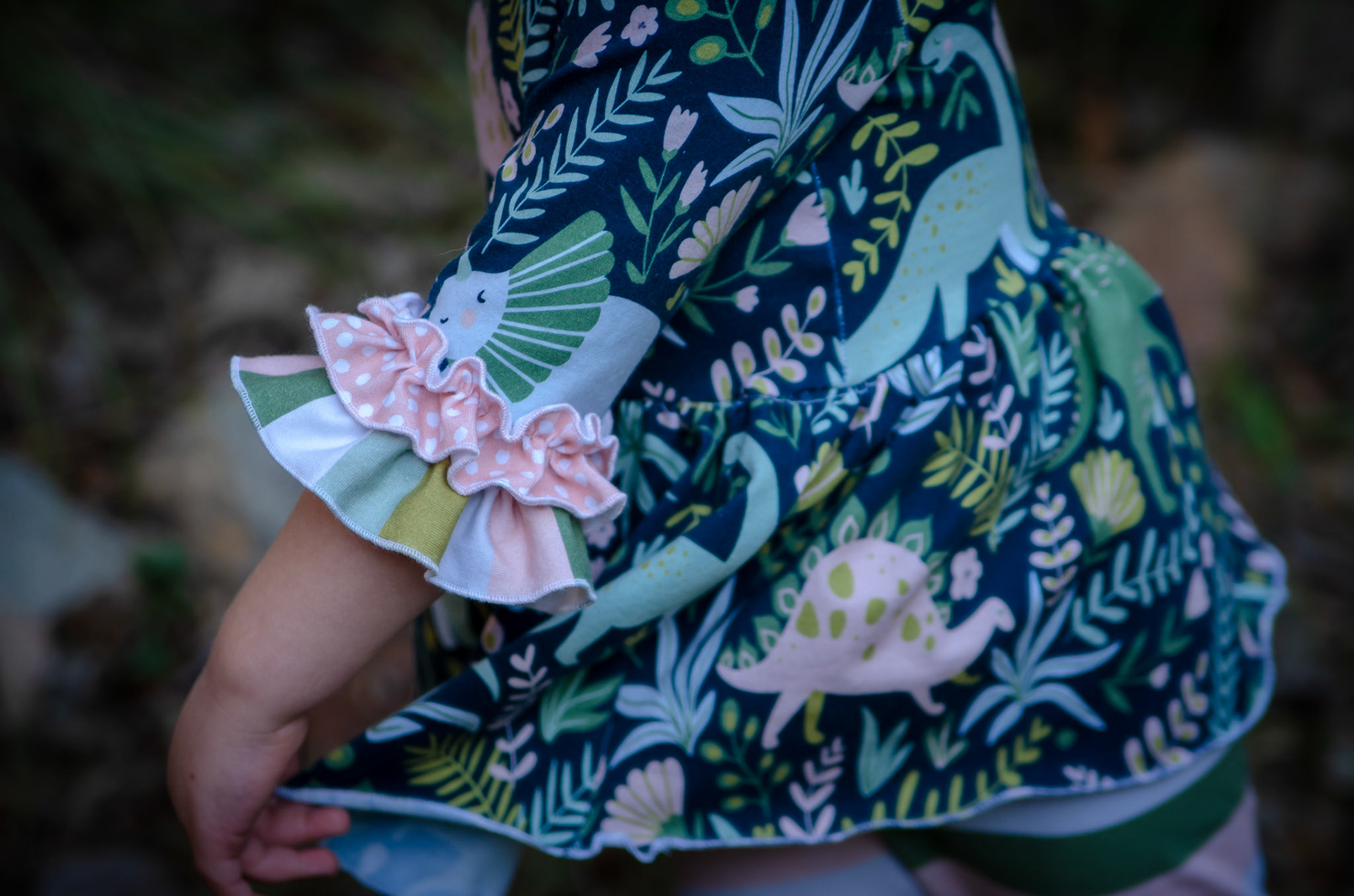 Ruffled and rolled hemming.