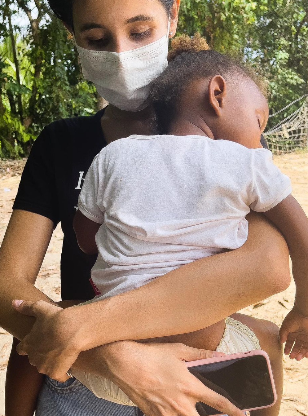 Maria - Distribuindo amor