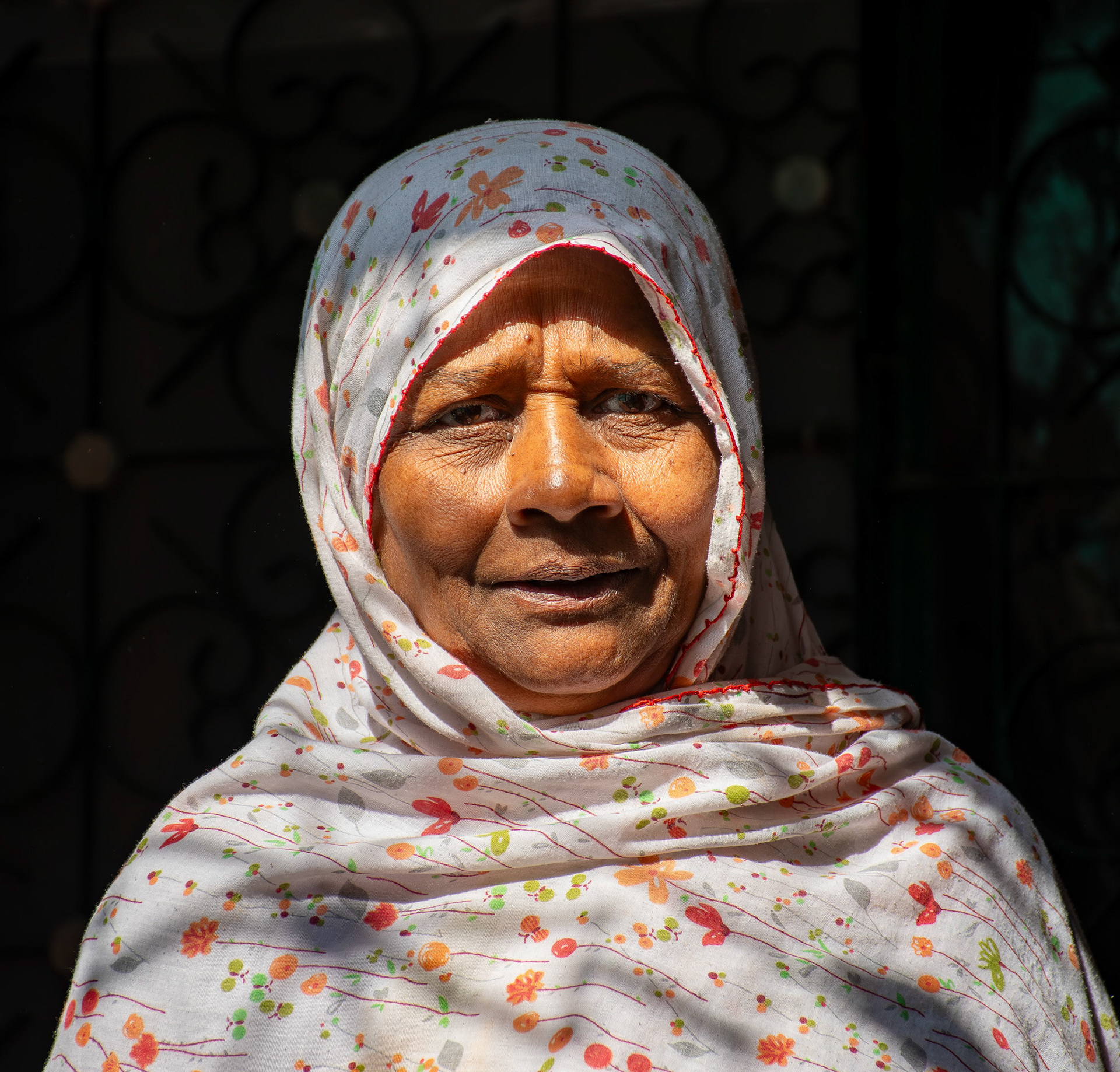 Content Indian woman • India