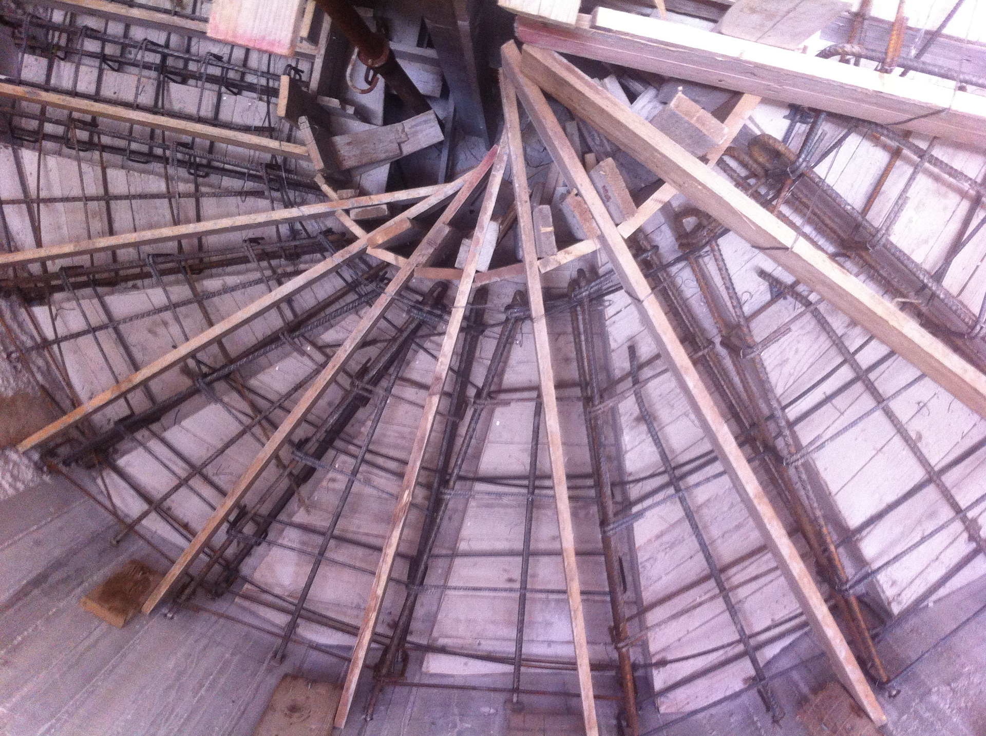 Lavori di realizzazione di una scala elicoidale in c. a. nel Comune di Agropoli (SA)