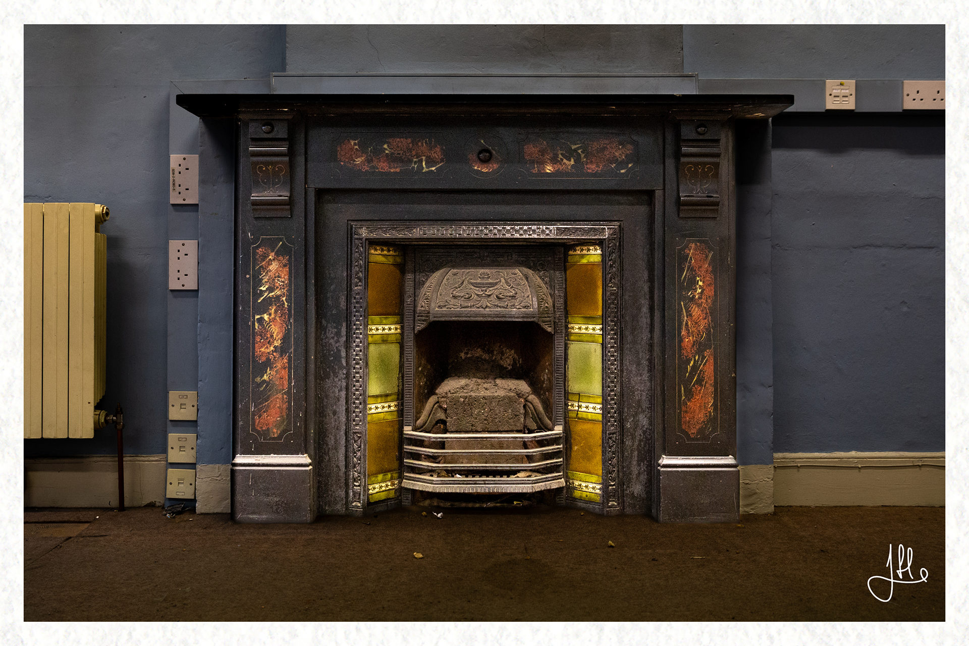 Fireplace room — local legend says it may be haunted.