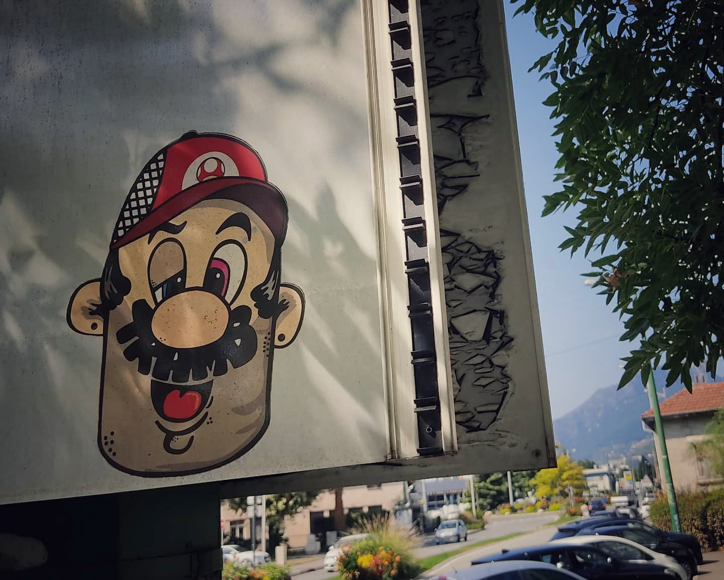 Sticker Mario Tramb