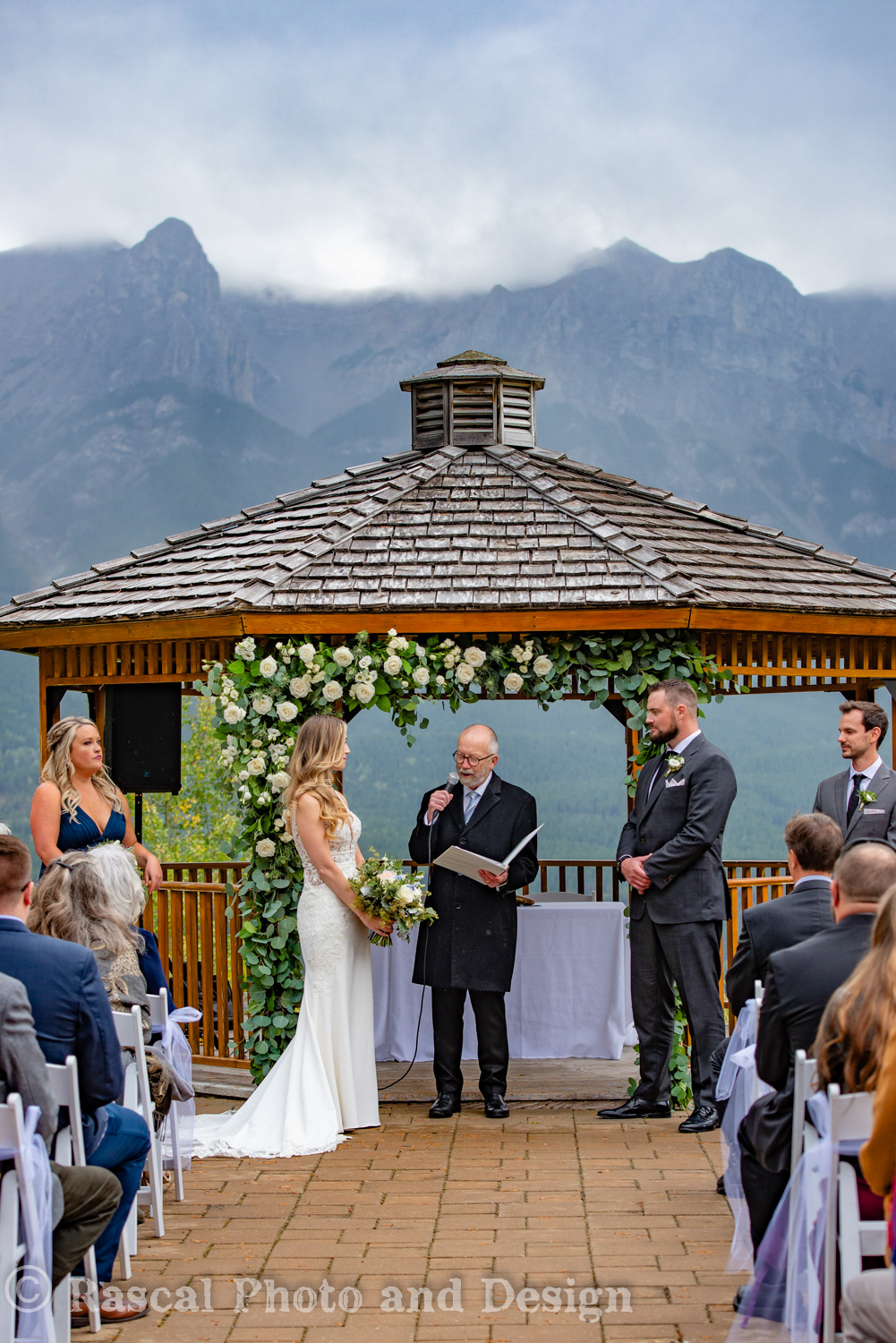 wedding at silvertip resort in Canmore Alberta