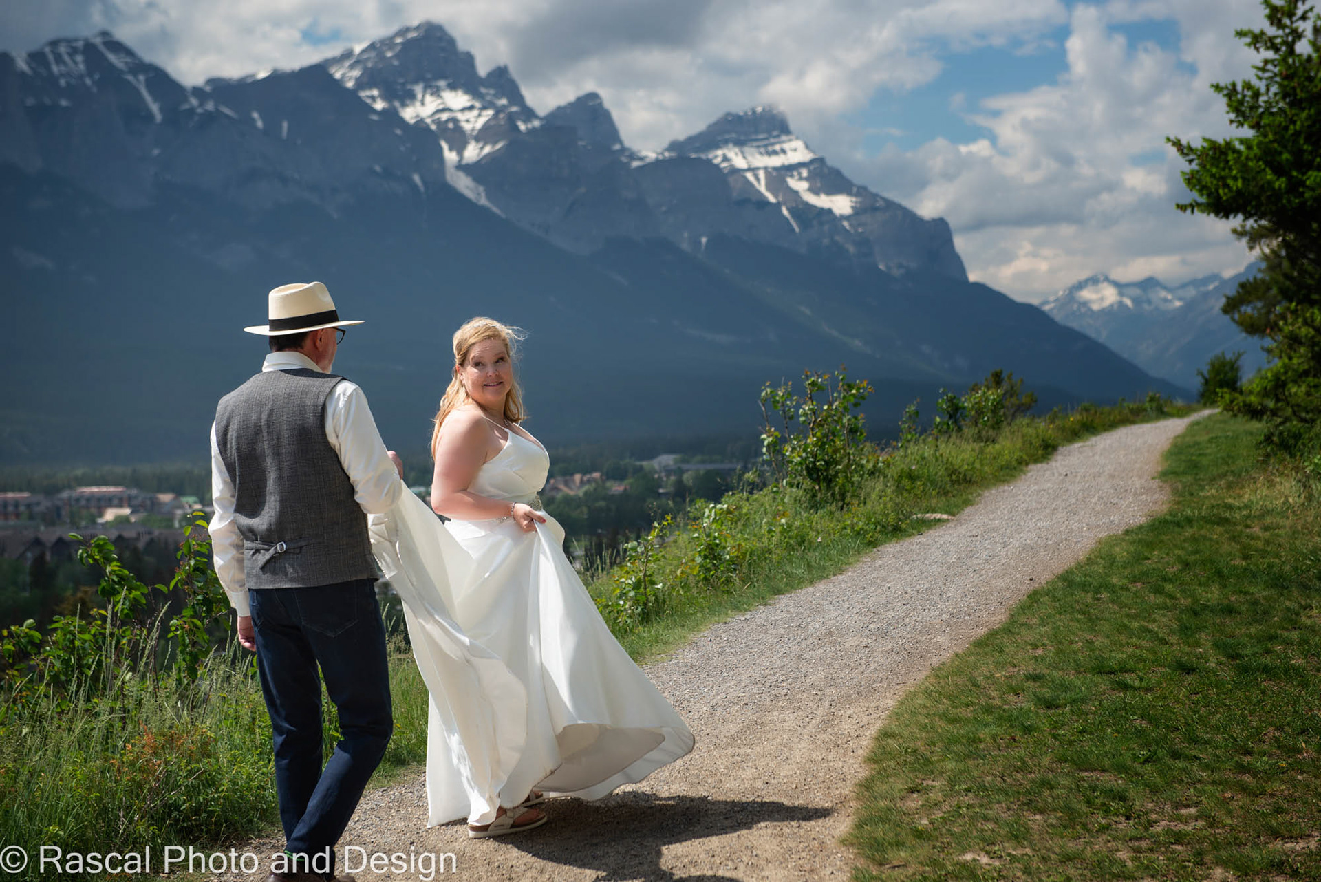 Bride and Groom in Canmore Alberta