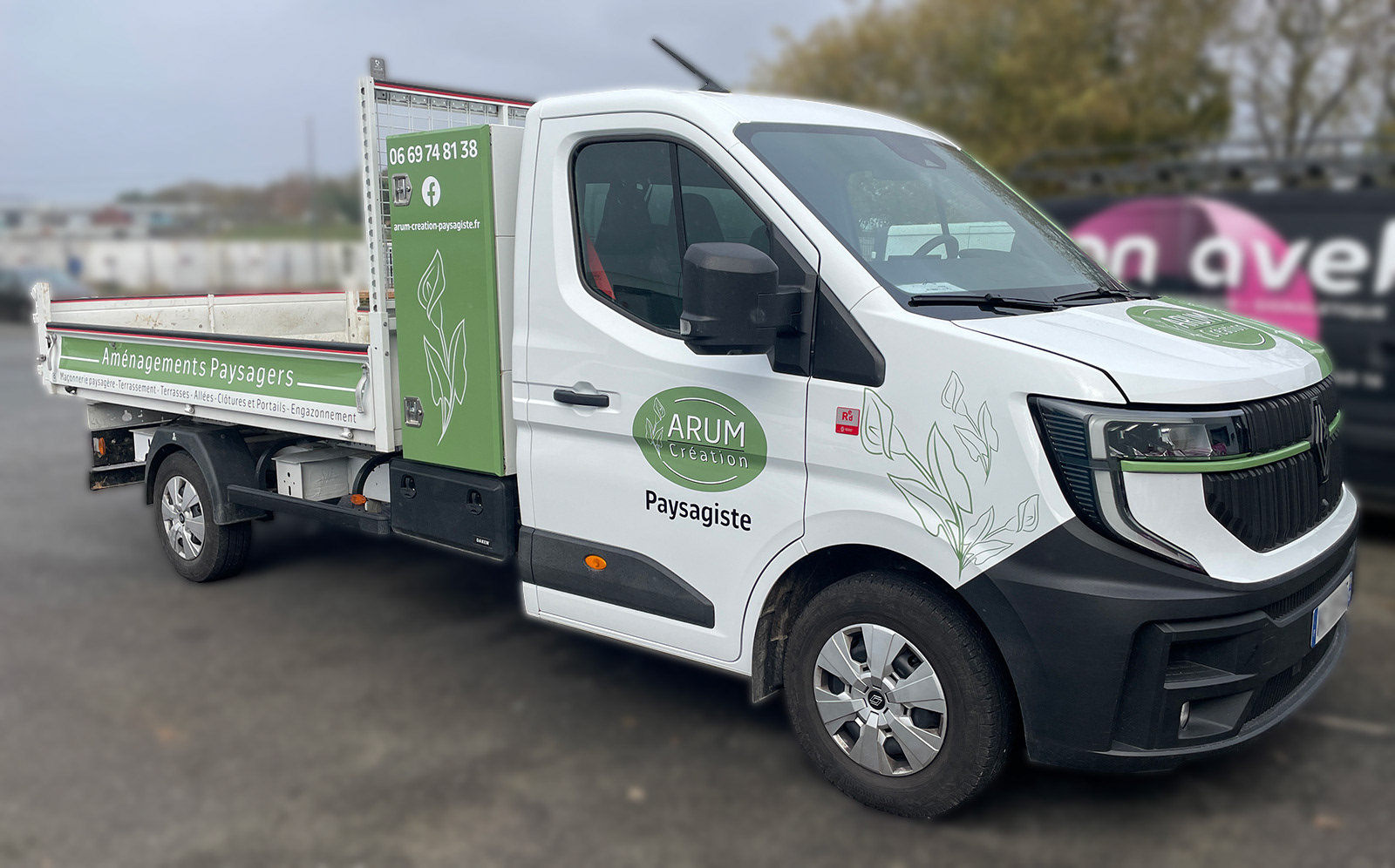 Adhésif découpé + semi covering