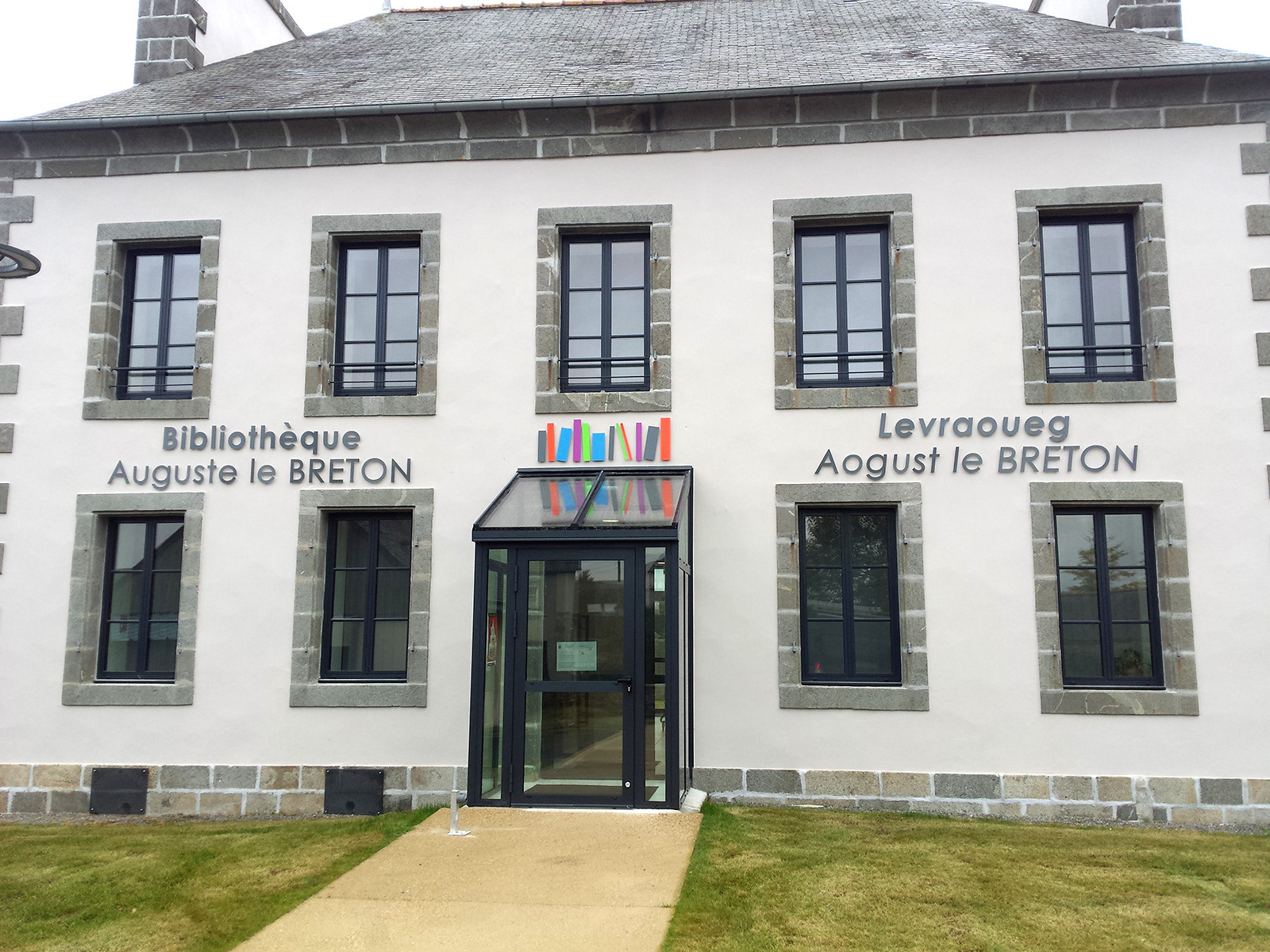 Lettres découpées