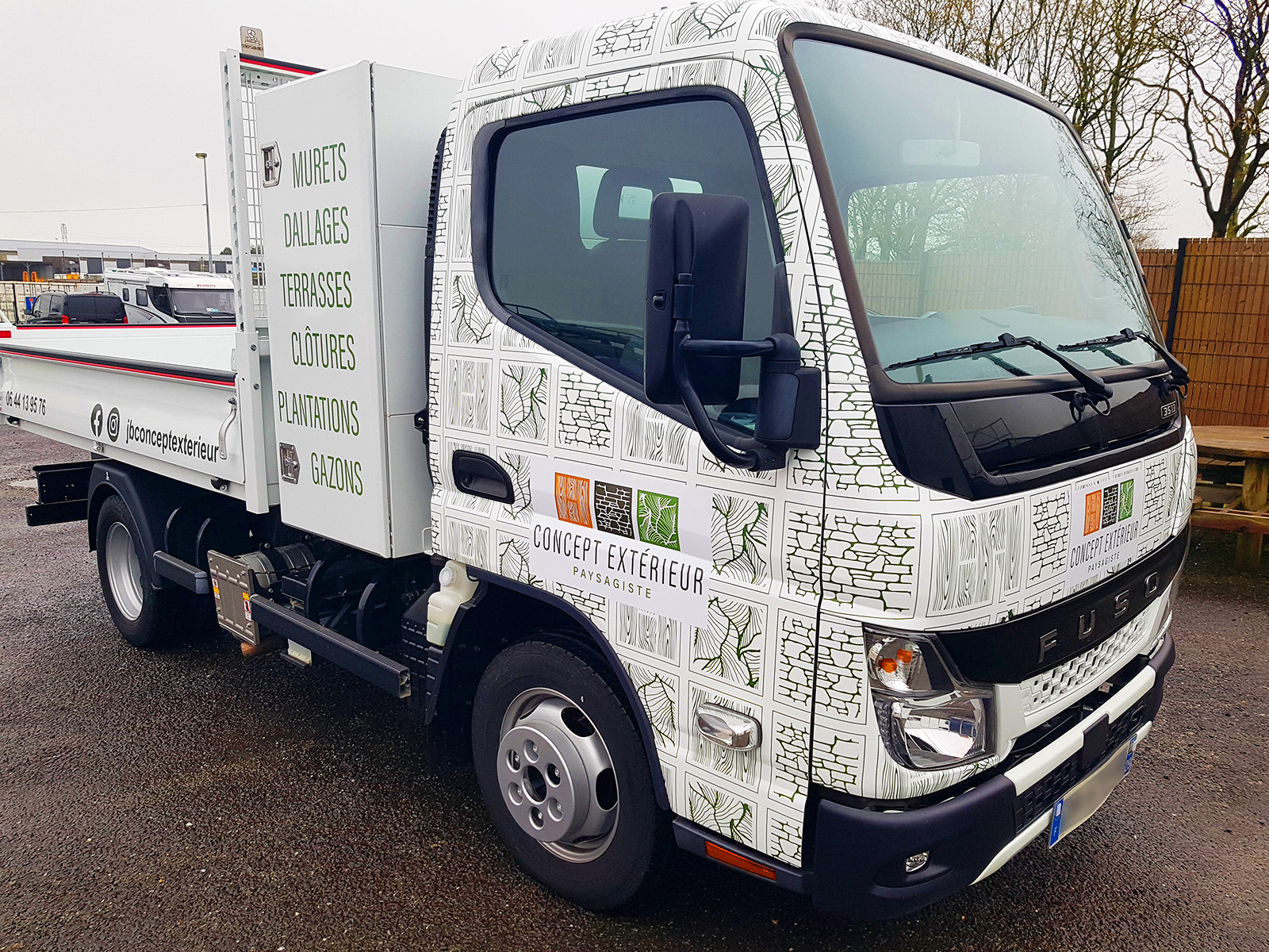 Total covering cabine