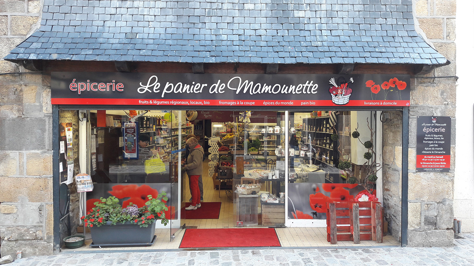 Bandeau avec marquage adhésif + panneau mural