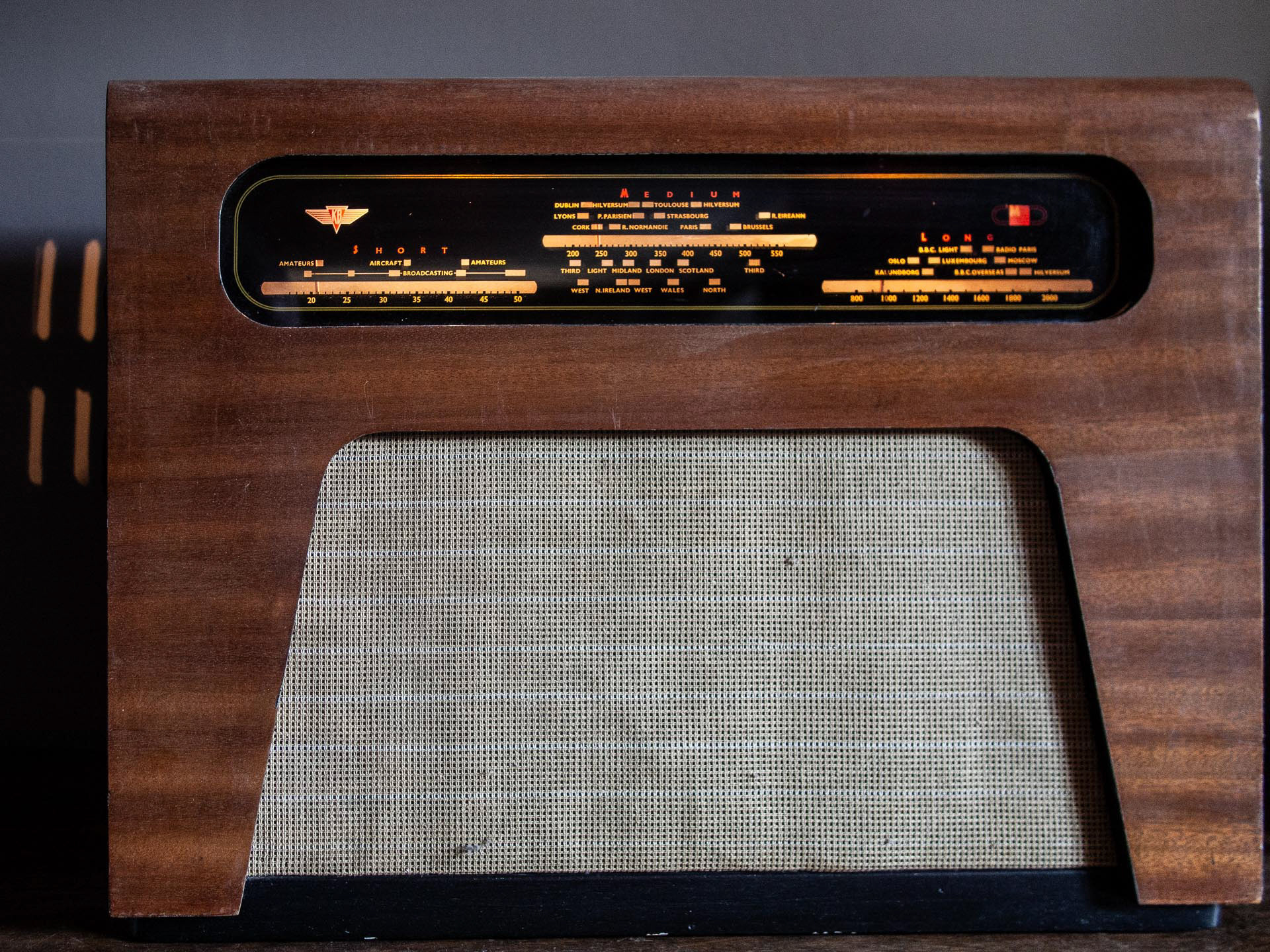 20220820 KB 1940s Radio