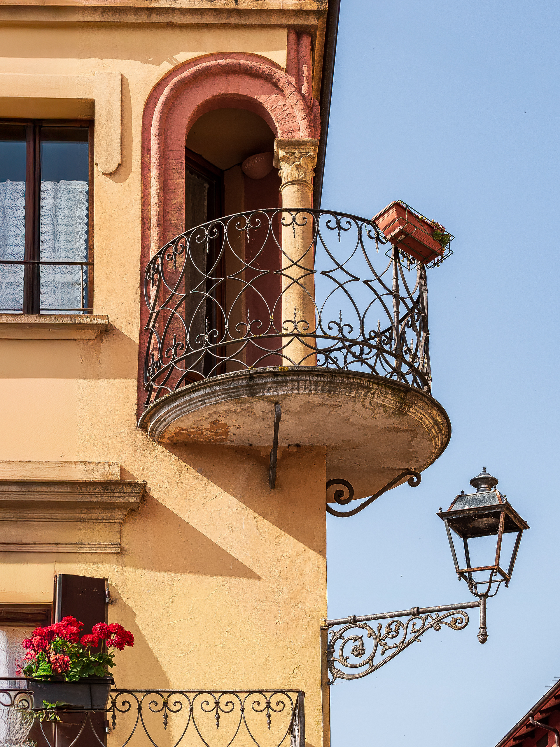 giuliette emiliane @ piazza xv agosto, savigno