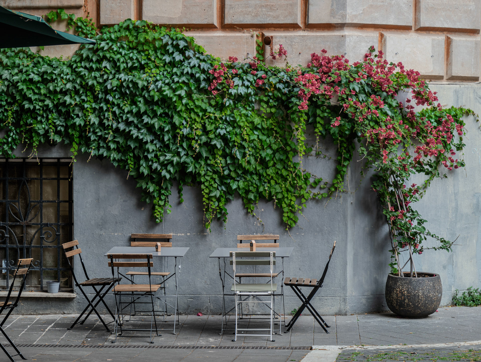 @ piazza perin del vaga, roma