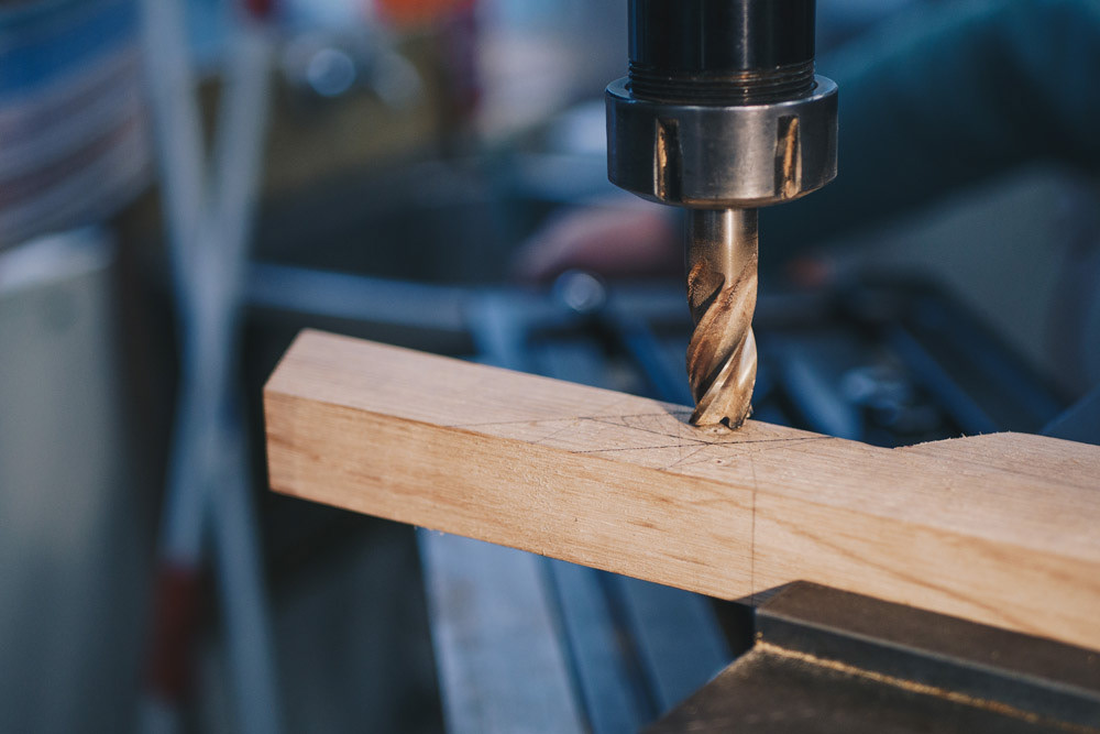 Milling out a slot for the legs to intersect