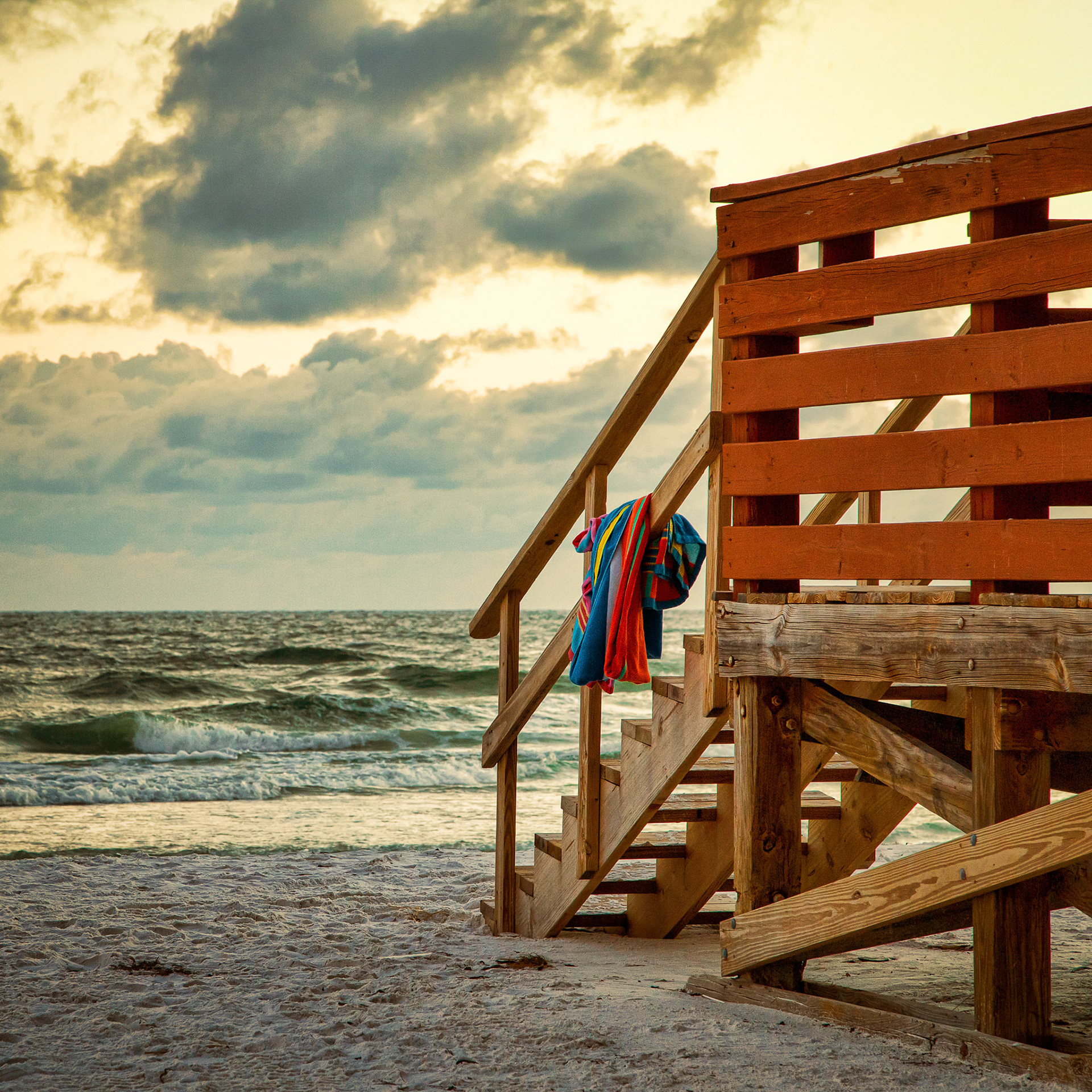 Just Steps to the Gulf