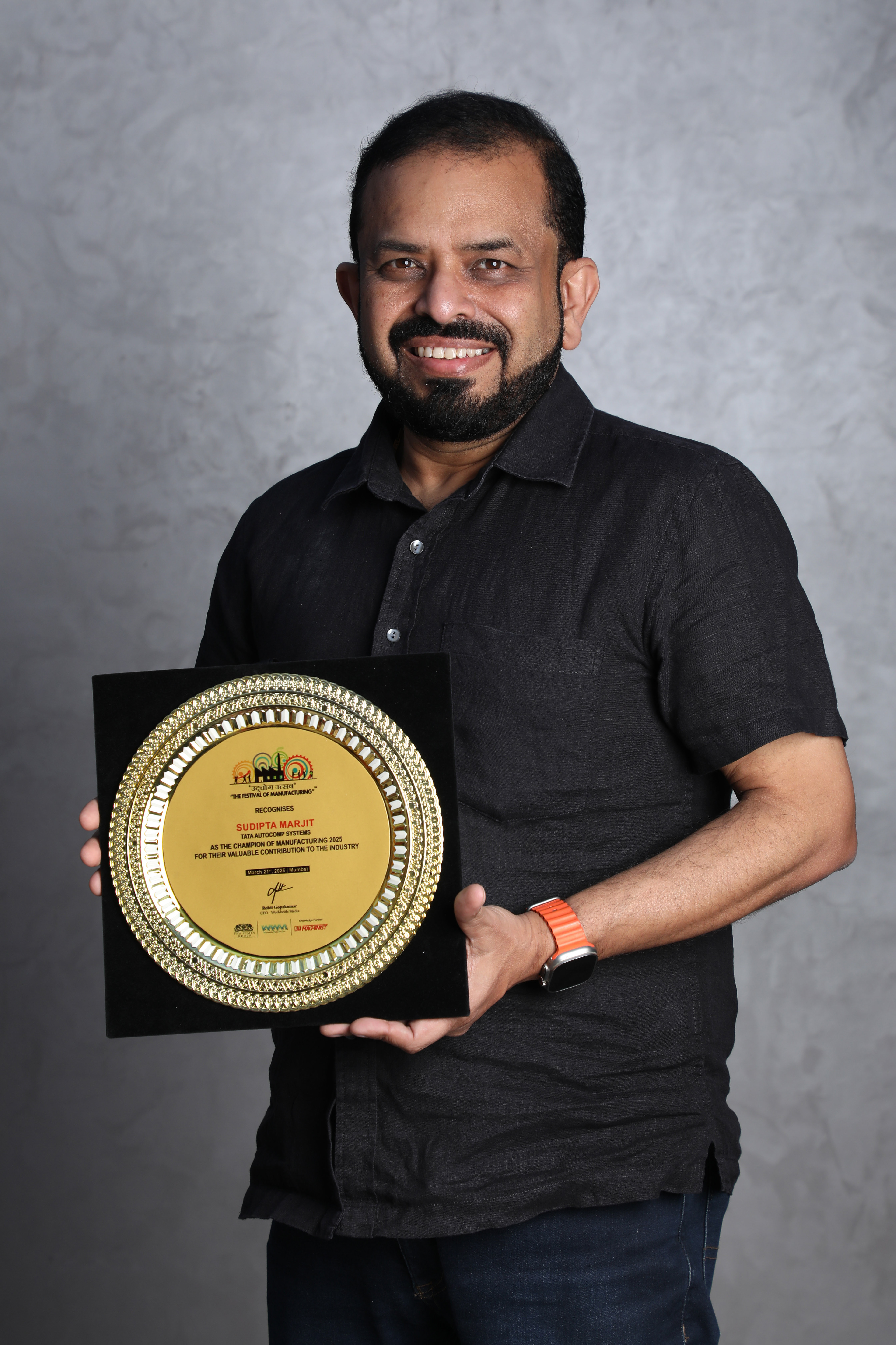 Corporate leadership portrait of a business professional-Pune-Mumbai