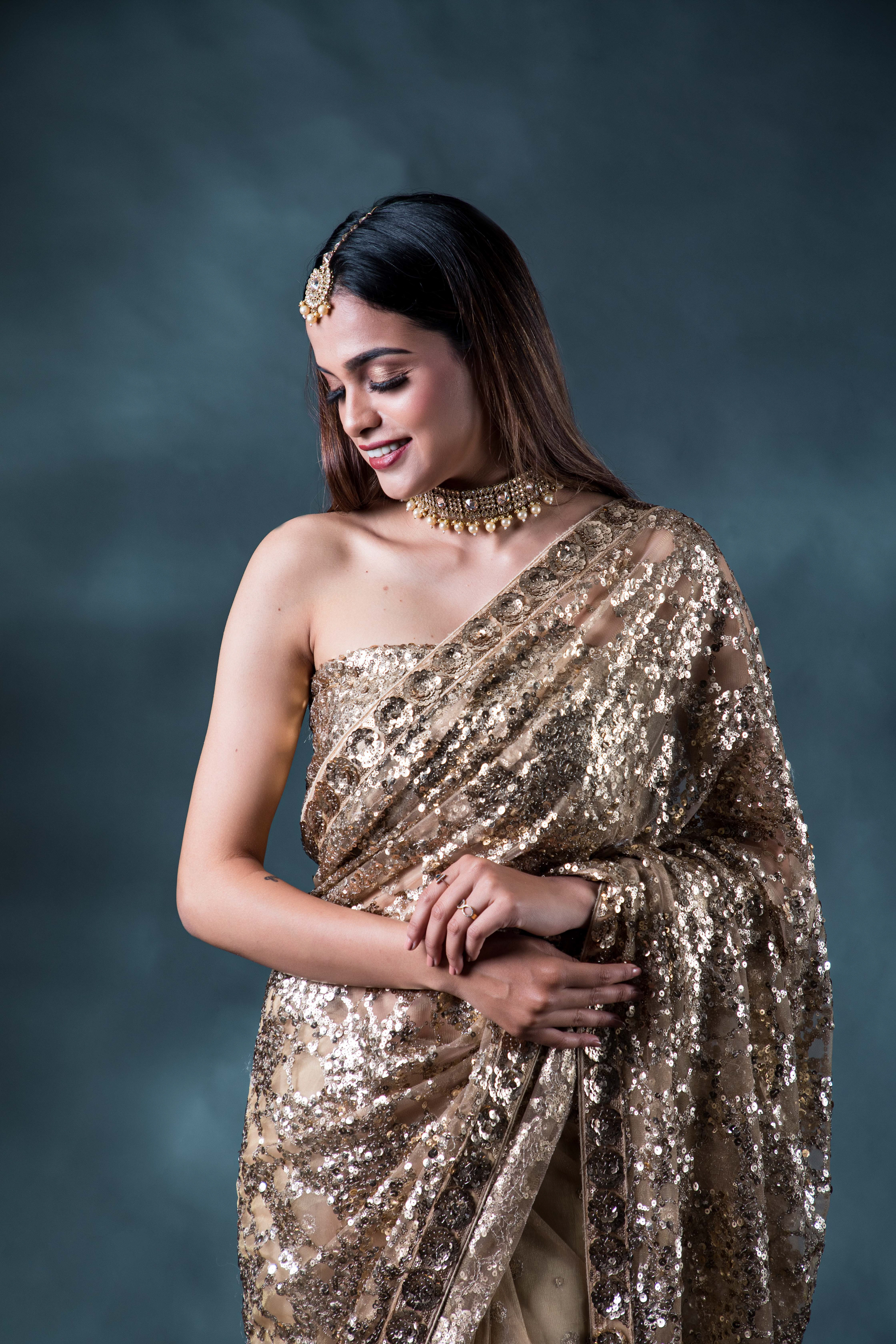 Contemporary ethnic wear-Golden Saree-Fashion-Photography-Pune-Mumbai