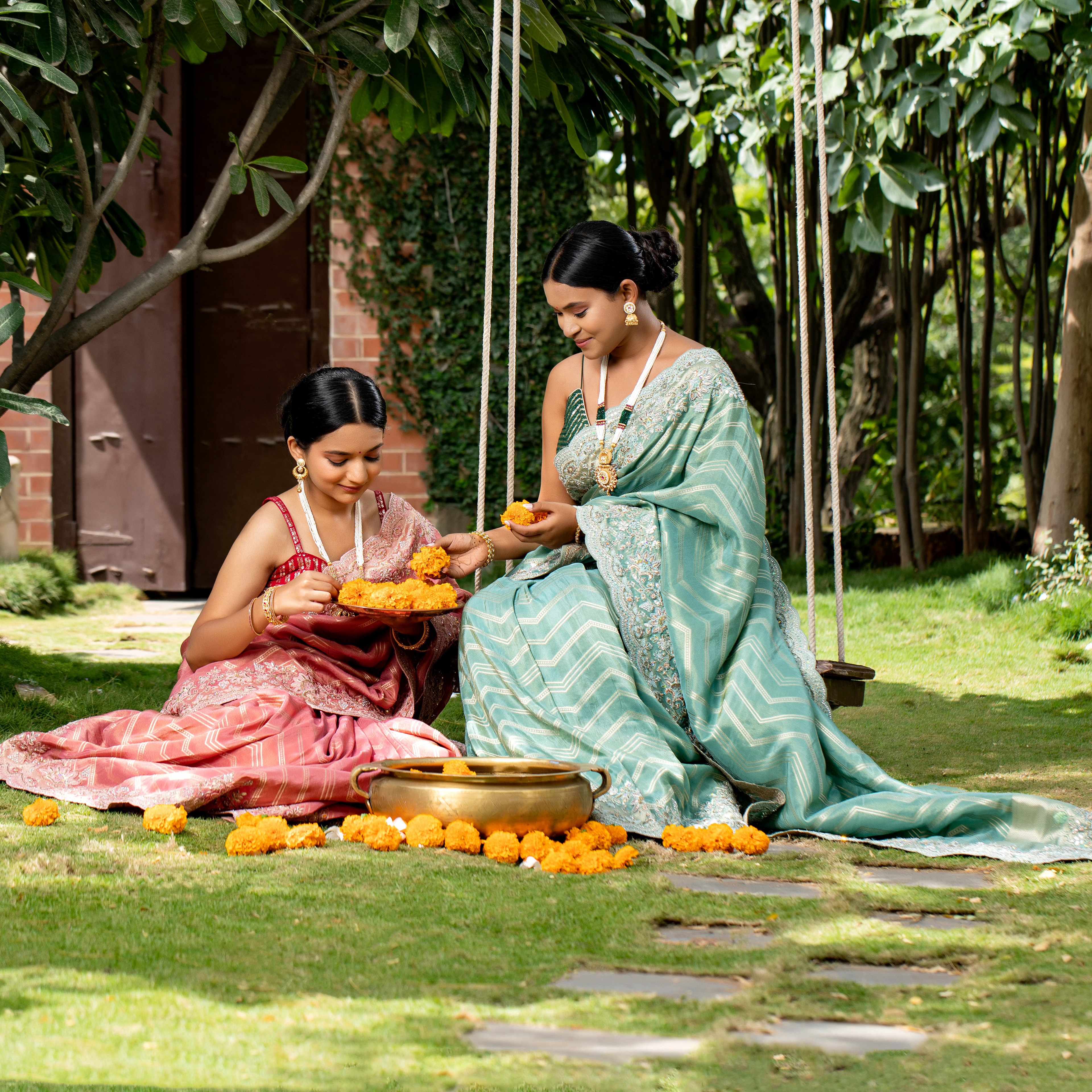 Contemporary ethnic wear-Saree-pearl statement jewelry-Fashion-jeweler-Photography-Pune-Mumbai