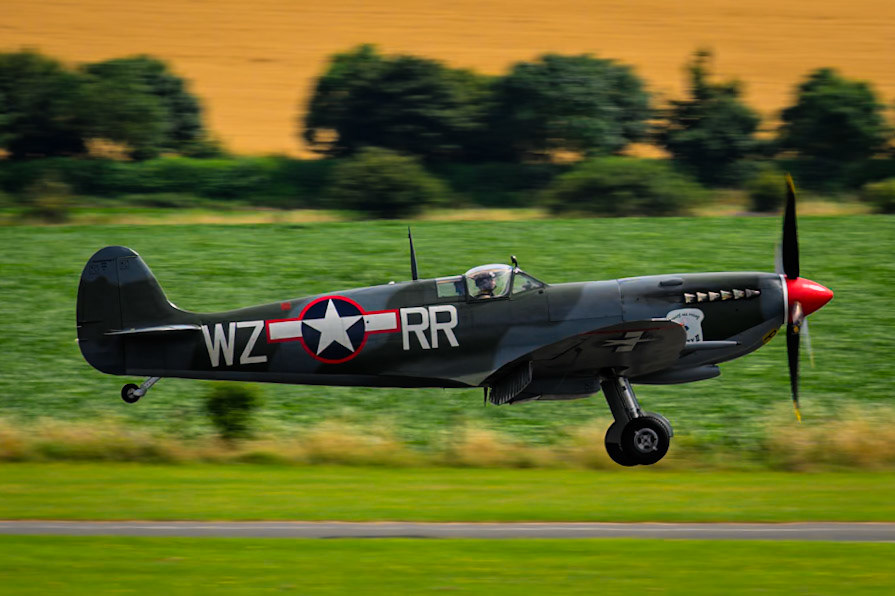 Spitfire Mk.IX in USAAF Colours