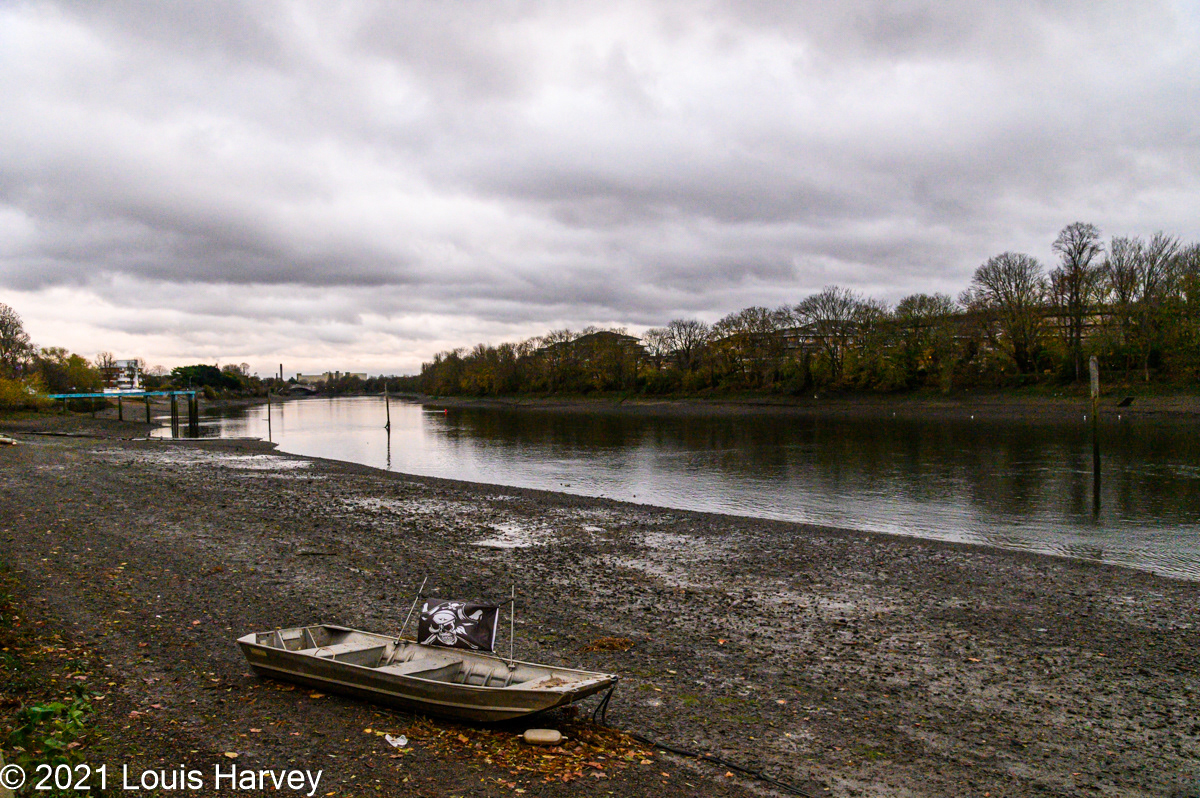 Thames at low tide looking towards Hammersmith