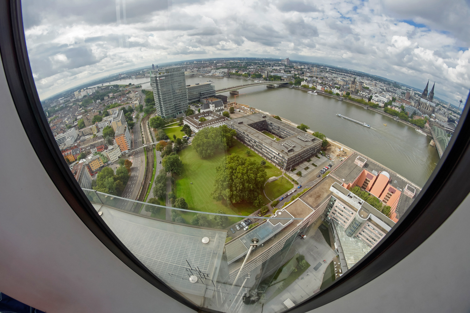 von Kölner Triangelpanorama