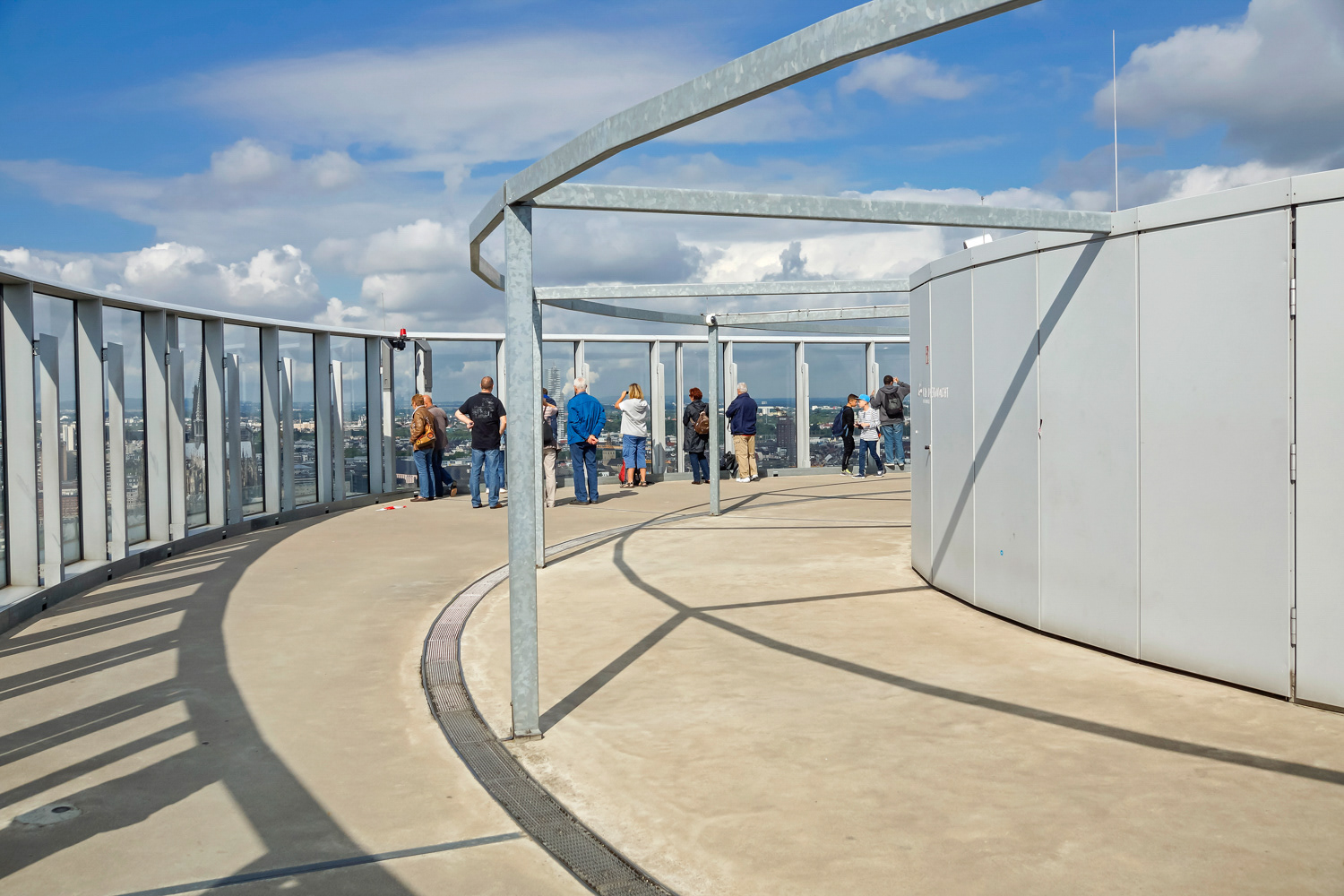 auf dem Kölner Triangelpanorama