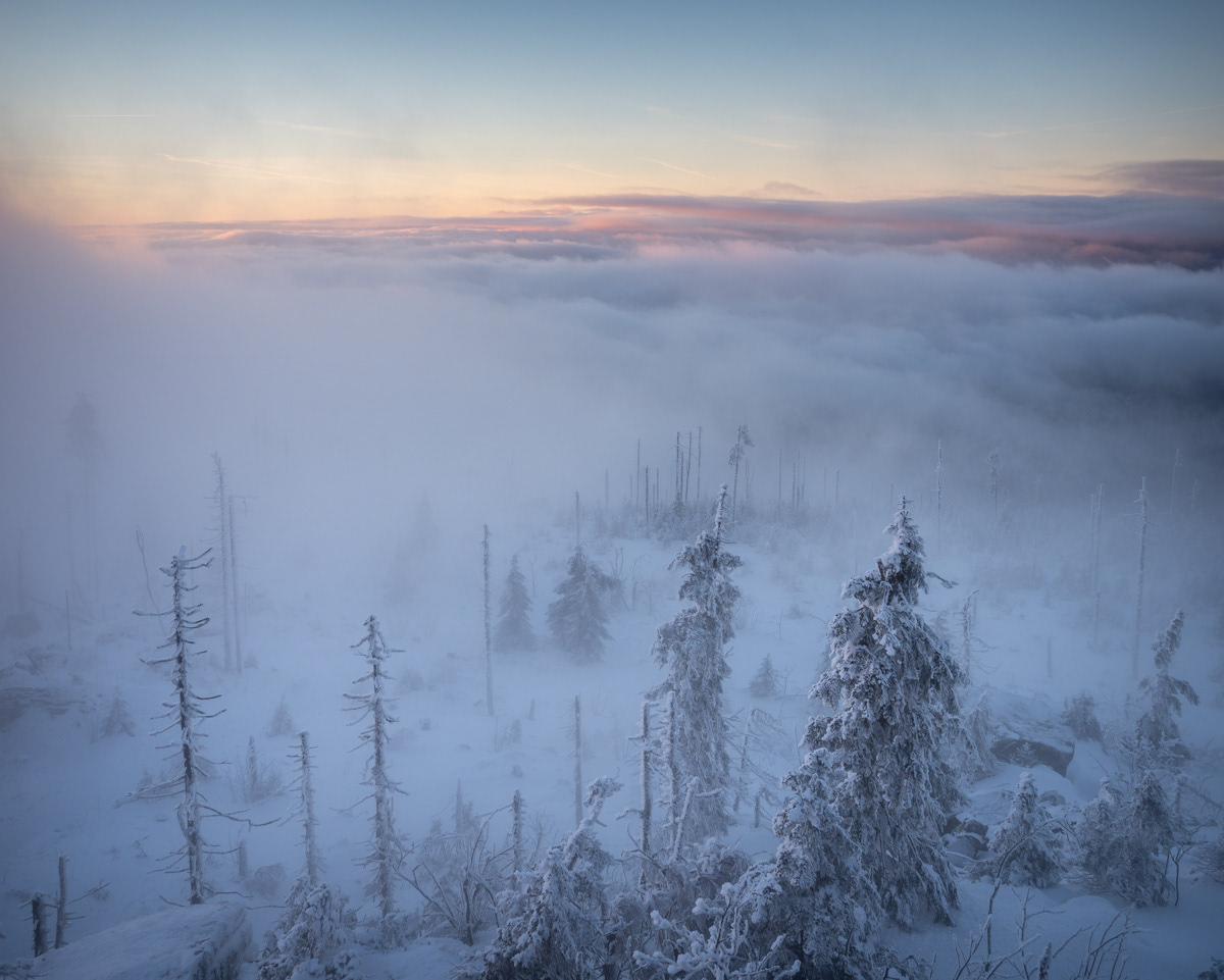 Kurze Wolkenlücke auf dem Dreisesselberg