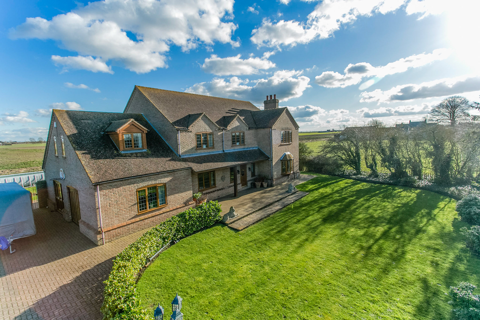 Chalet House with Big Sky