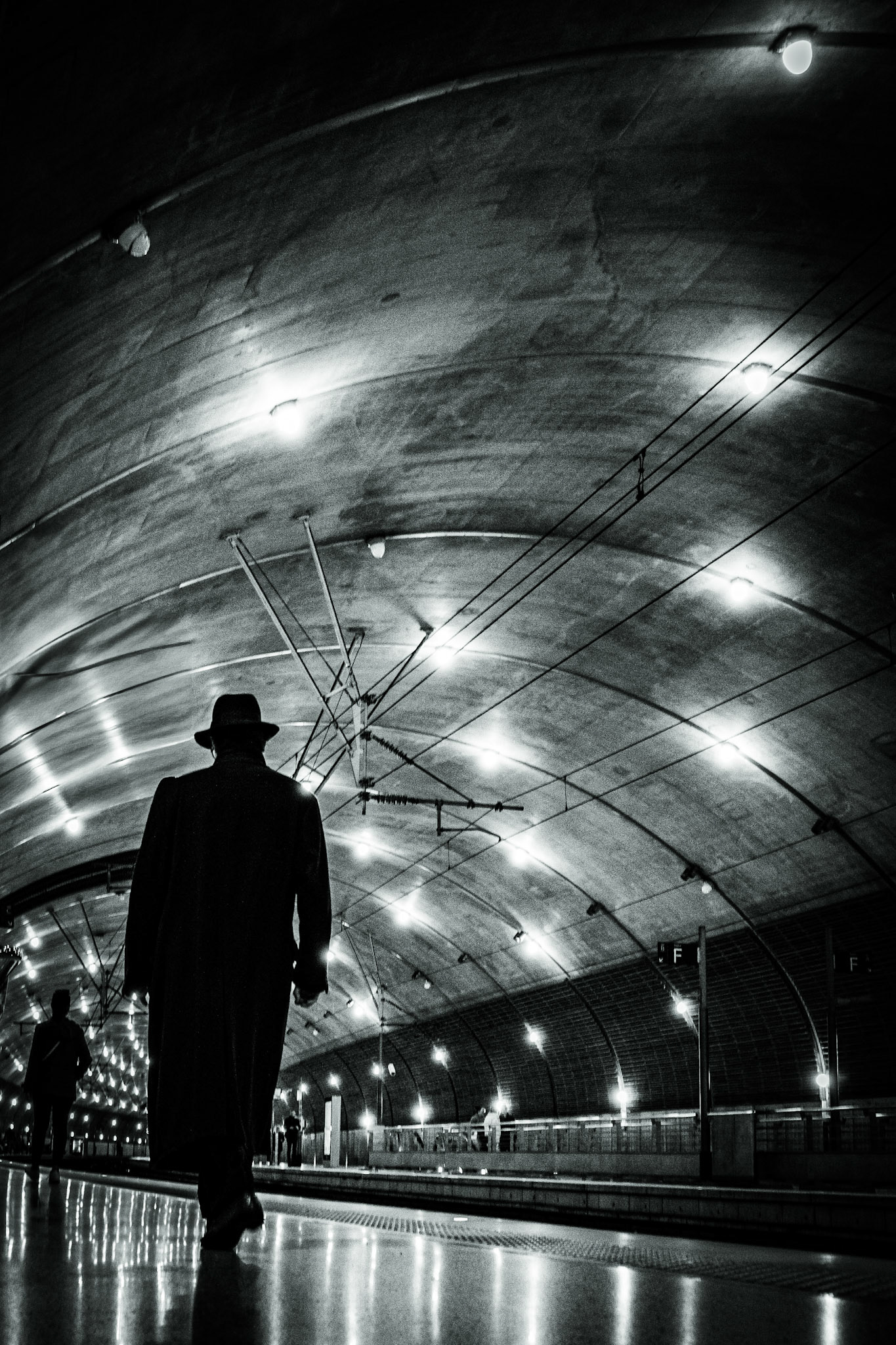 Quai des ombres - 79x54 - 380 €