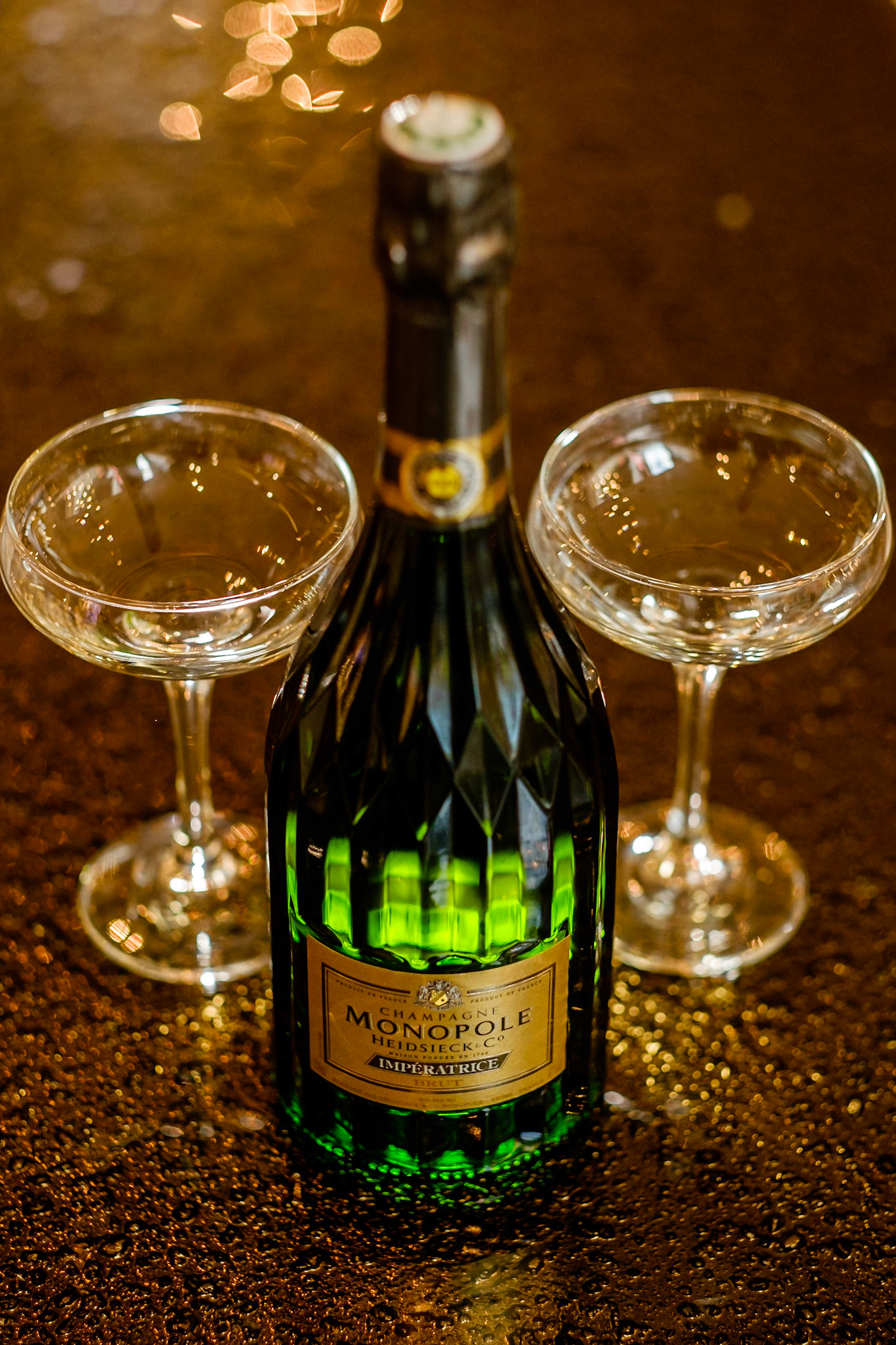 Heidsieck Monopole for Pommery at London, UK, 06/10/2016 :  Heidsieck Monopole. Picture by Julie Edwards