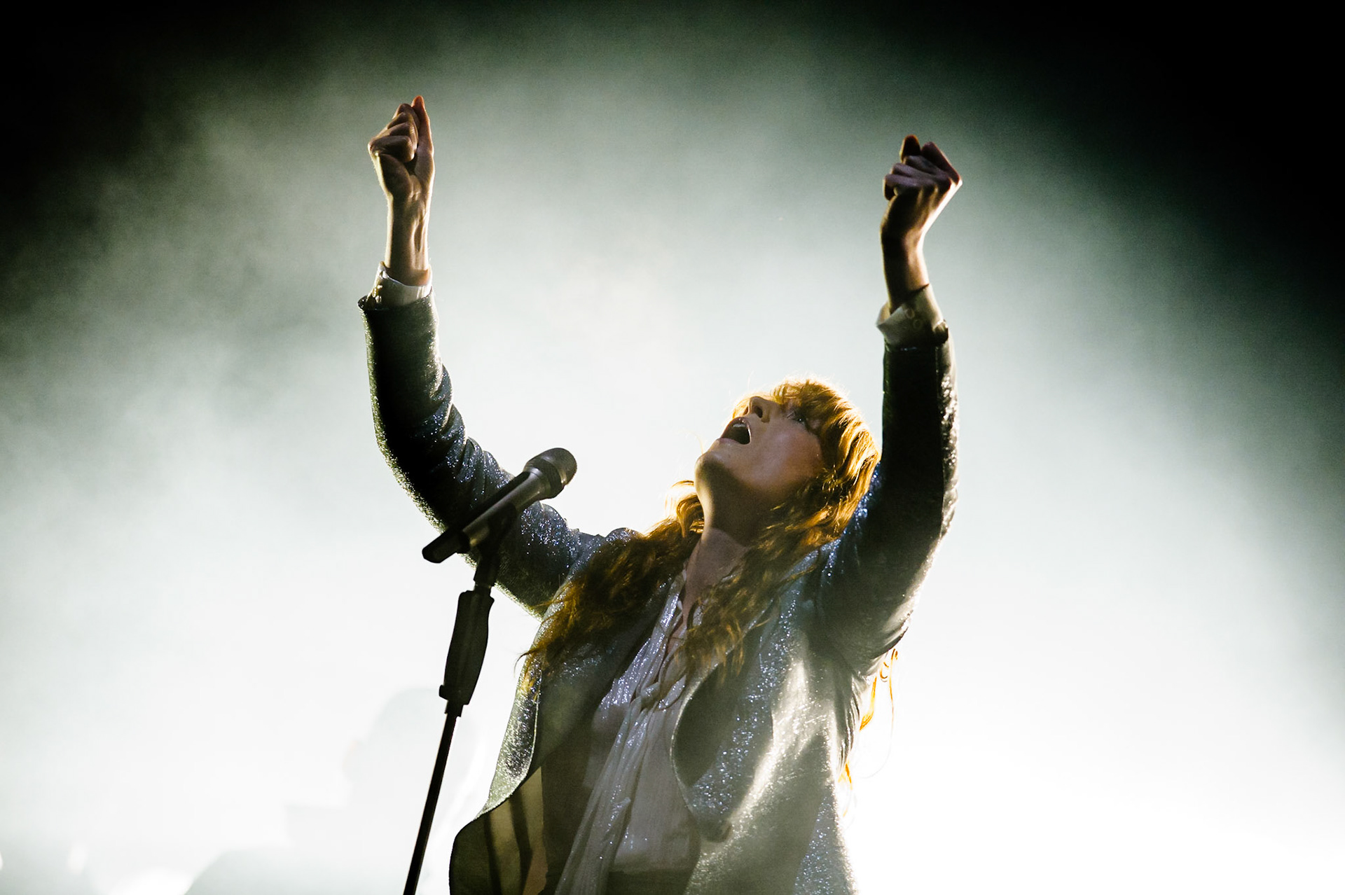 Florence and the Machine plays Glastonbury Festival at Worthy Farm on 26/06/2015 at Worthy Farm, Glastonbury. Persons pictured: Florence Welch. Picture by Julie Edwards