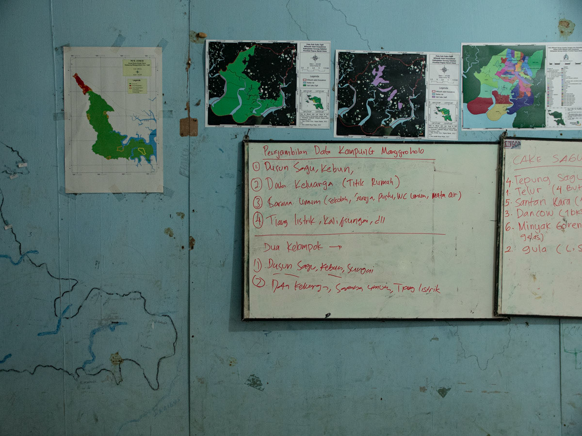 Mapping of customary forest areas and work plans for the Sira-Manggroholo village community