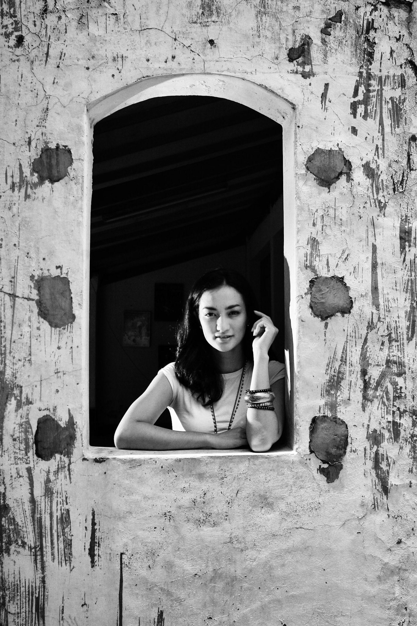 Atiqah Hasiholan, Actress - Koran Tempo Daily 2009